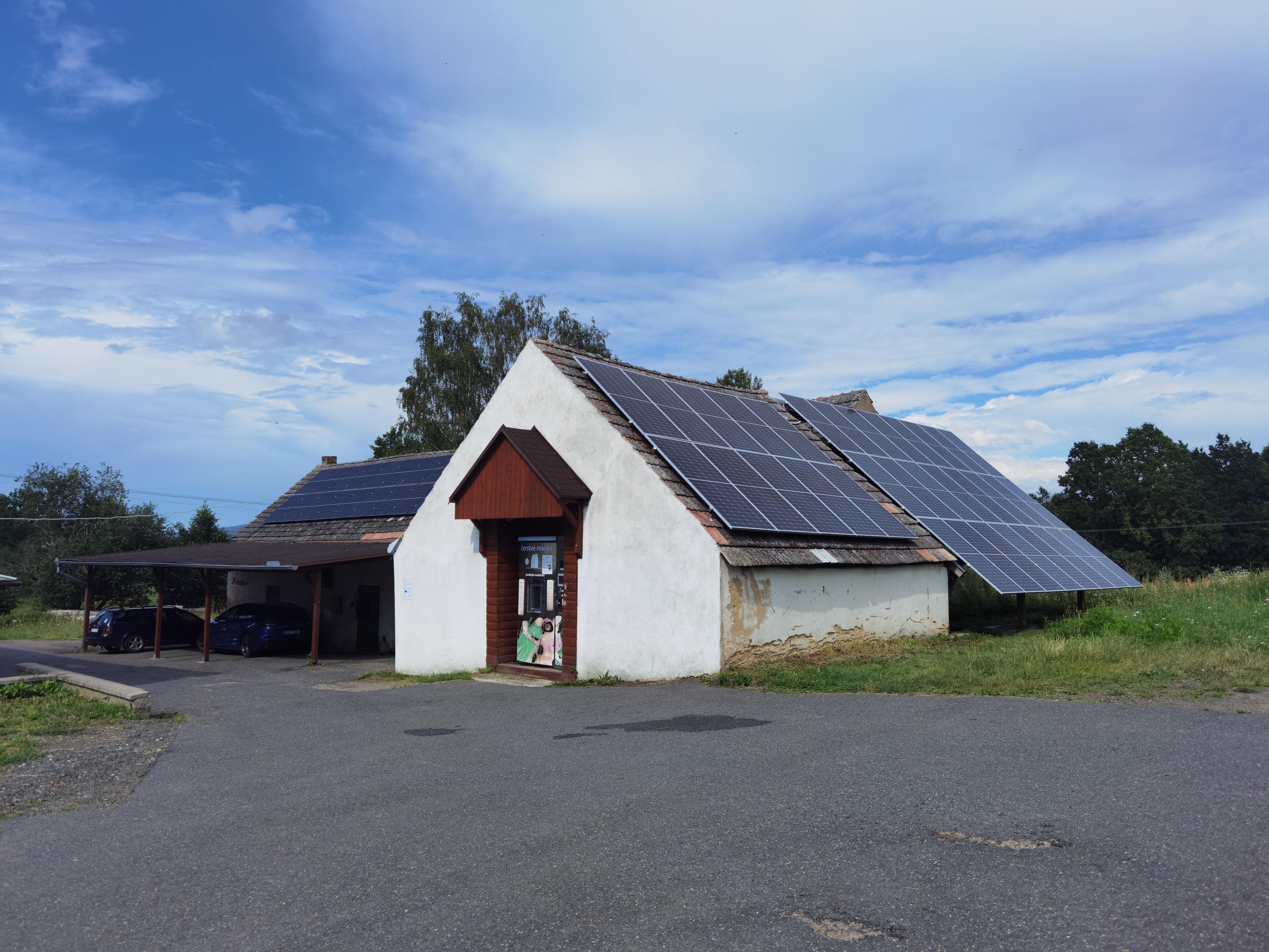 Mlékomat Maňovická zemědělská foto 2