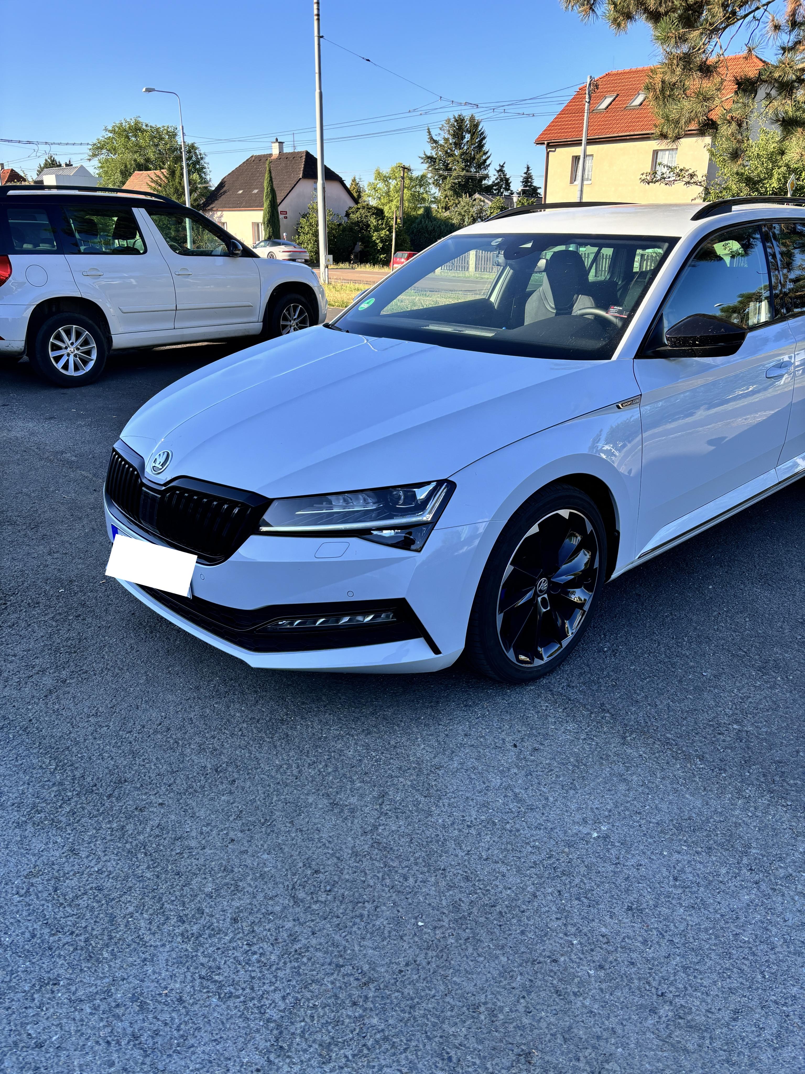 Auto CB - nové vozy ŠKODA foto 4