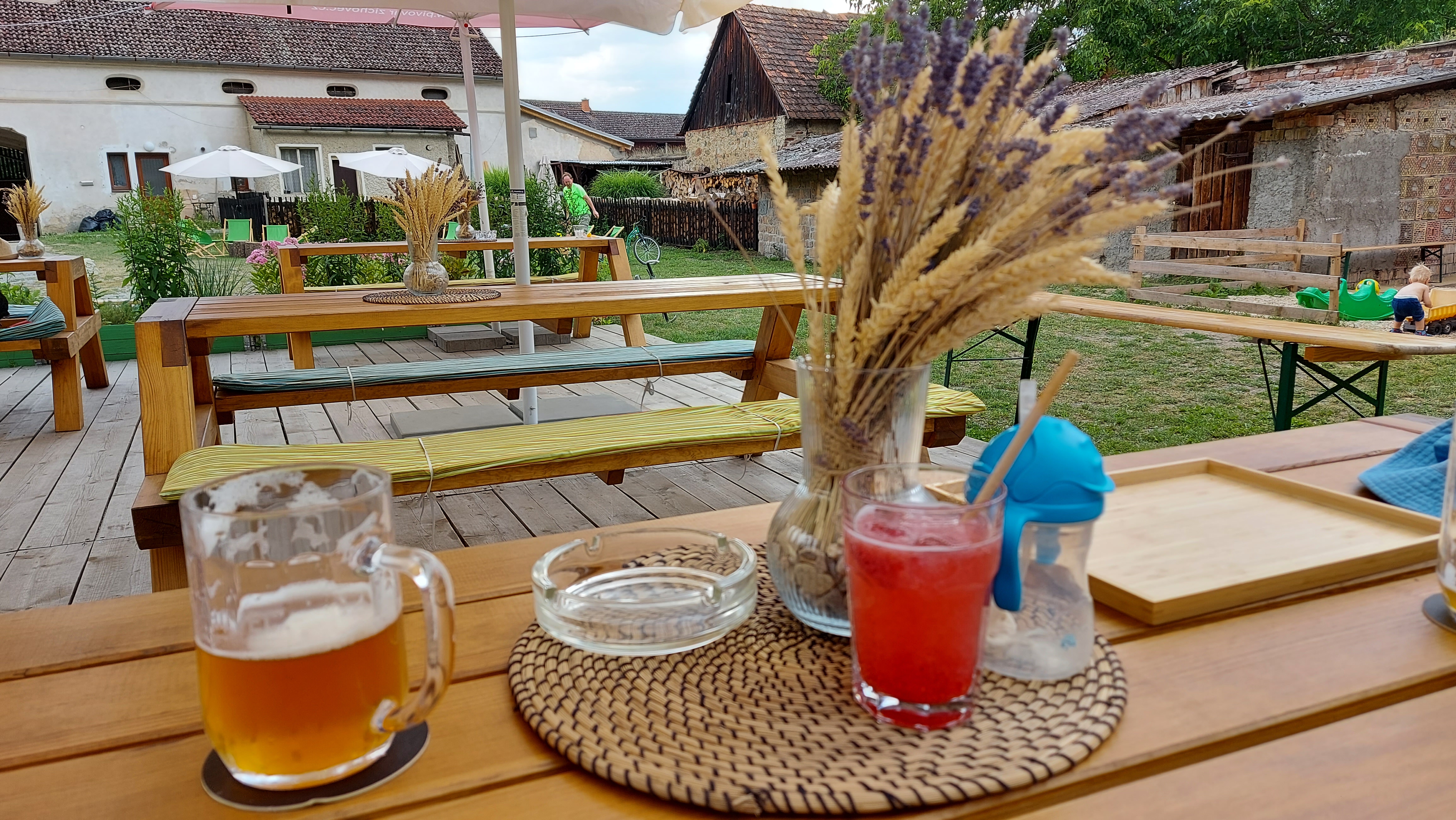 Kavárna a bistro Bouda foto 6