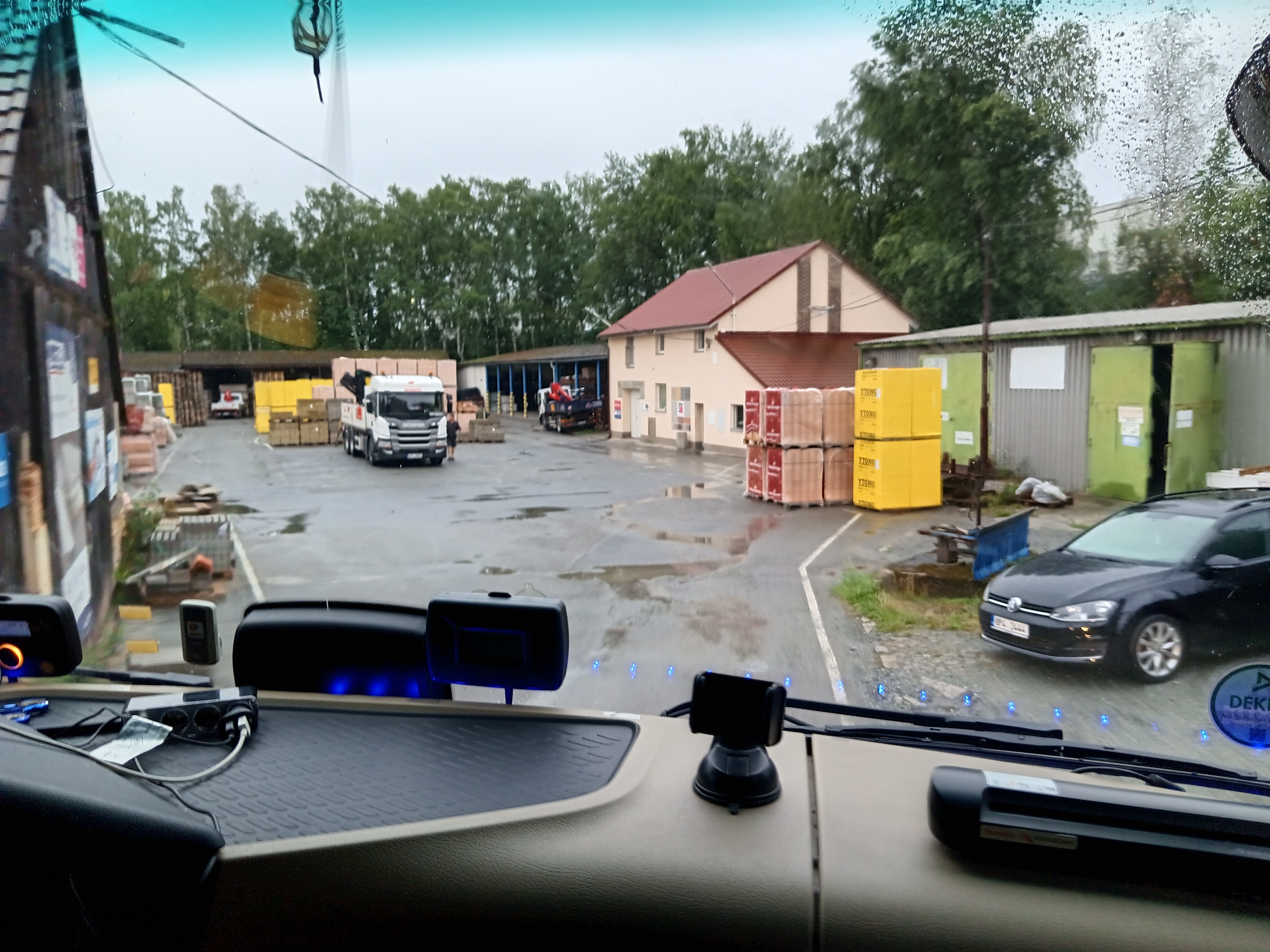 STAVEBNINY LIBUŠÍN Ivo Klug s.r.o. foto 2