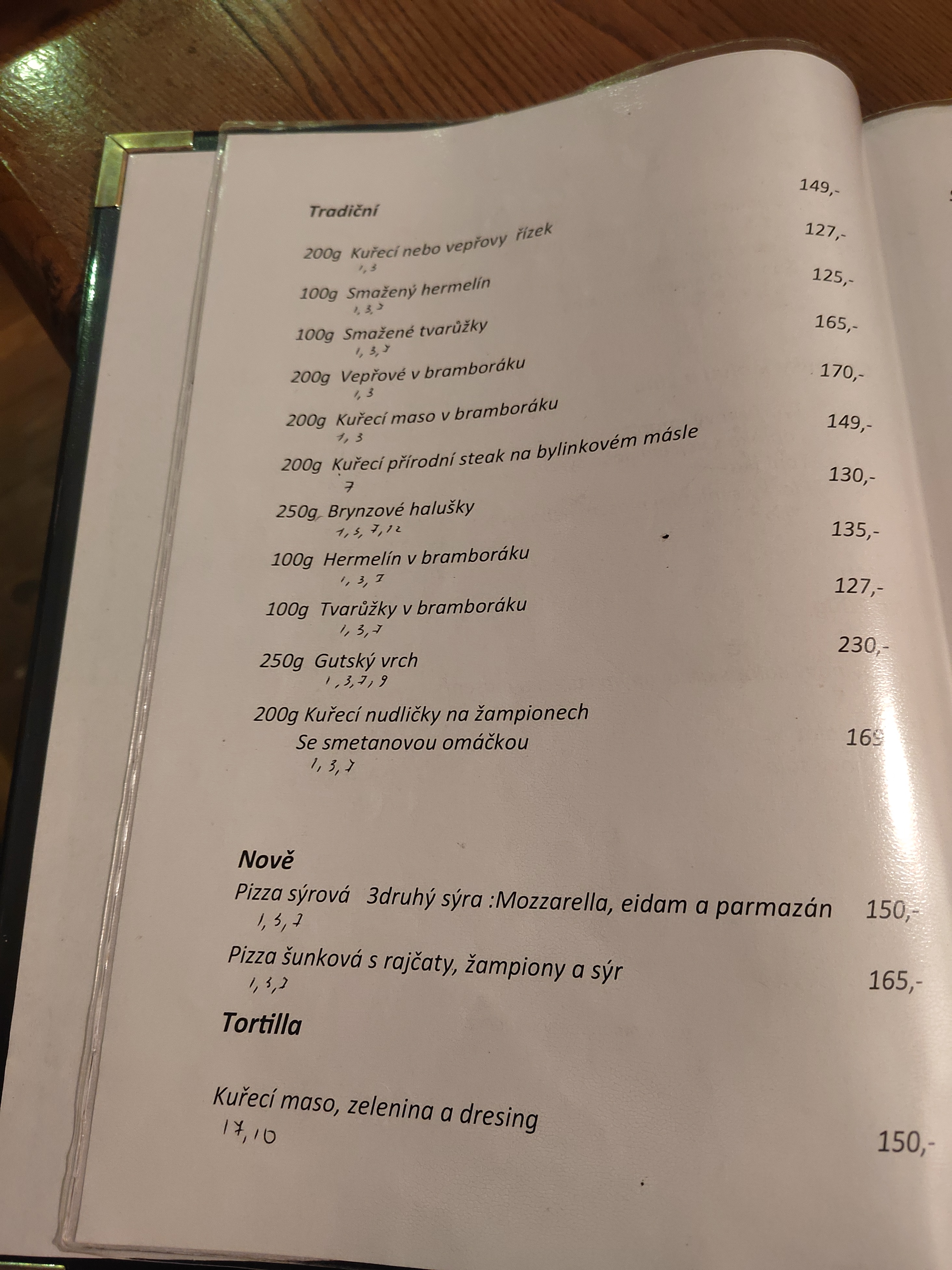 Restaurace a penzion Gutská Bašta foto 6