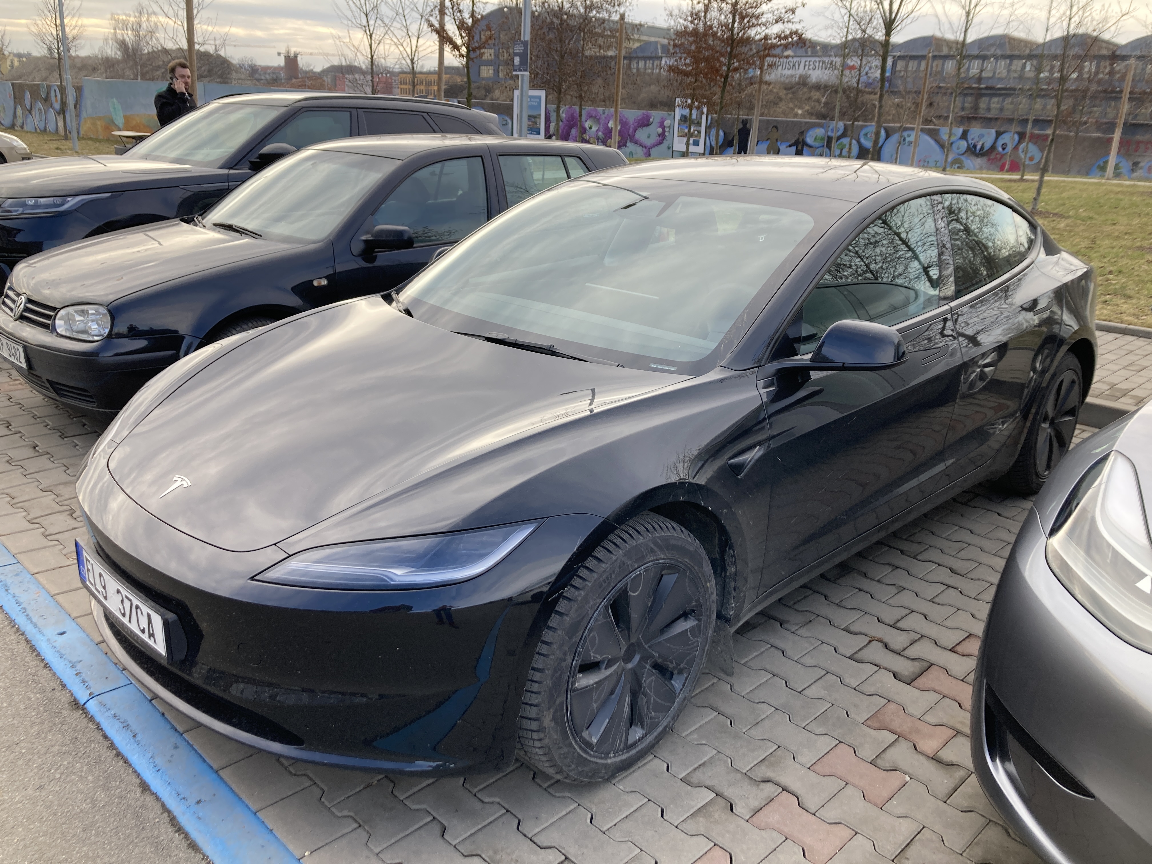 Tesla Service Center Brno foto 6