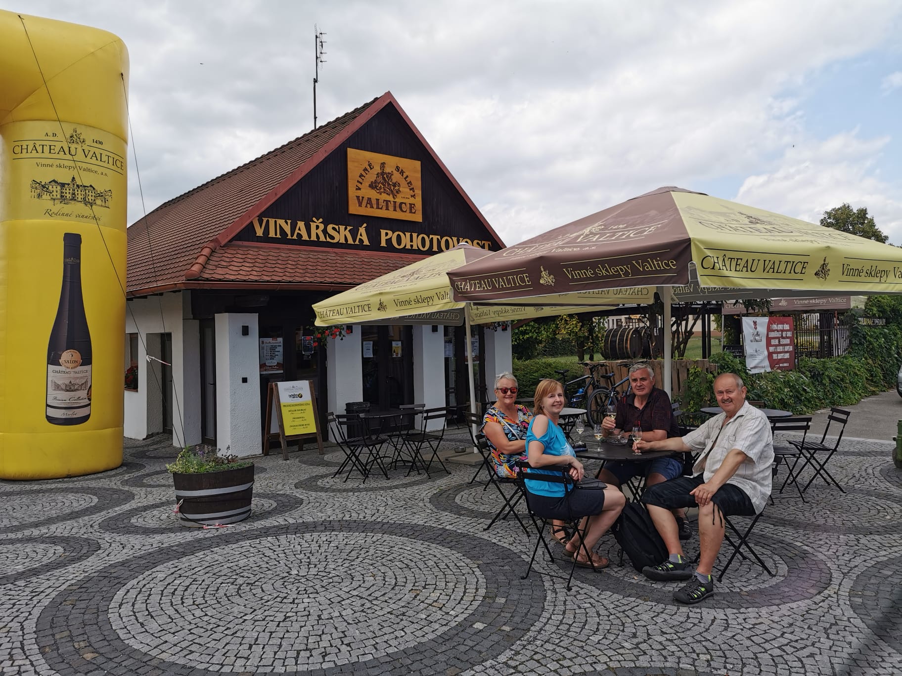 Vinařská pohotovost foto 2