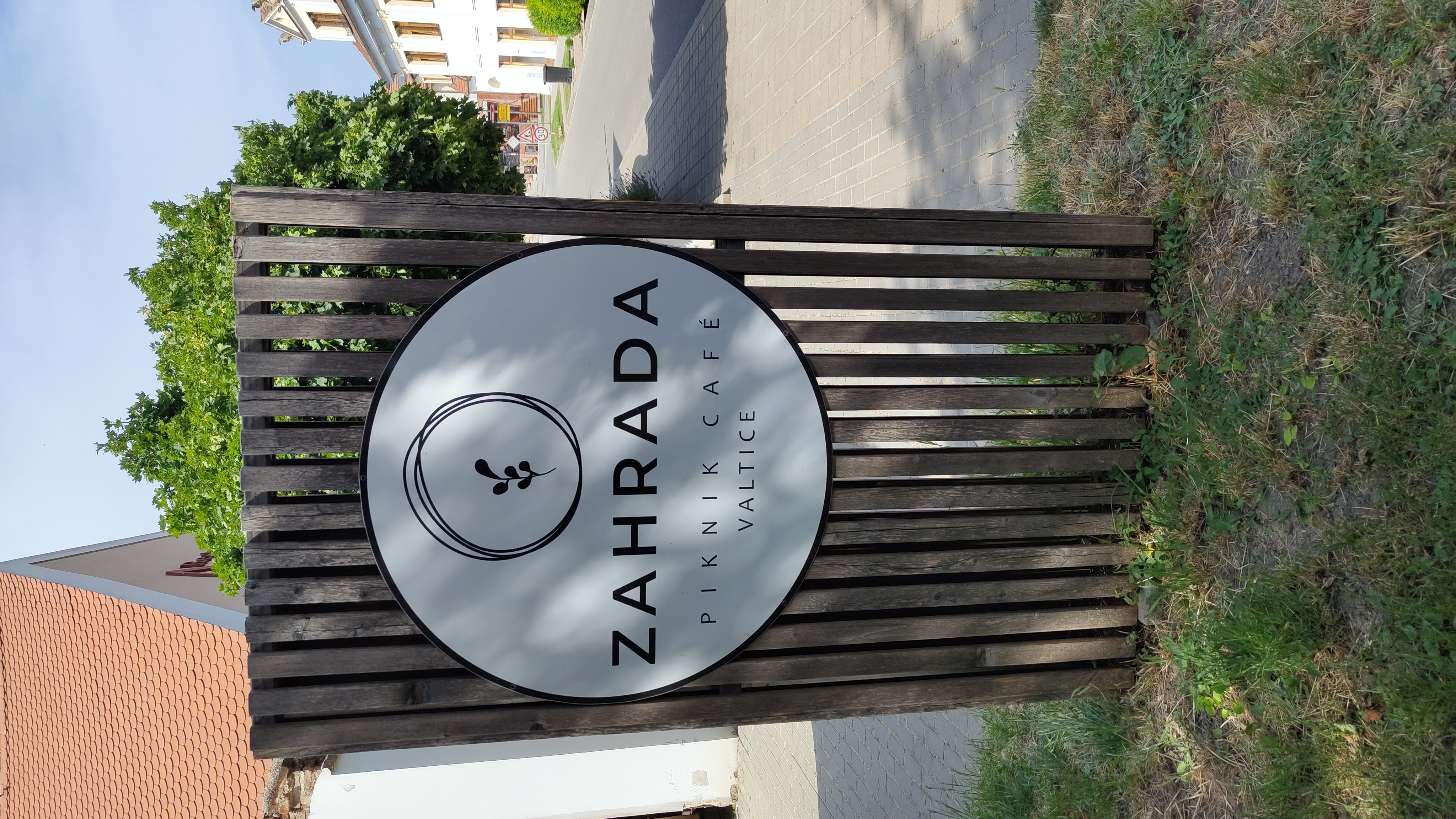 Zahrada café Valtice foto 4