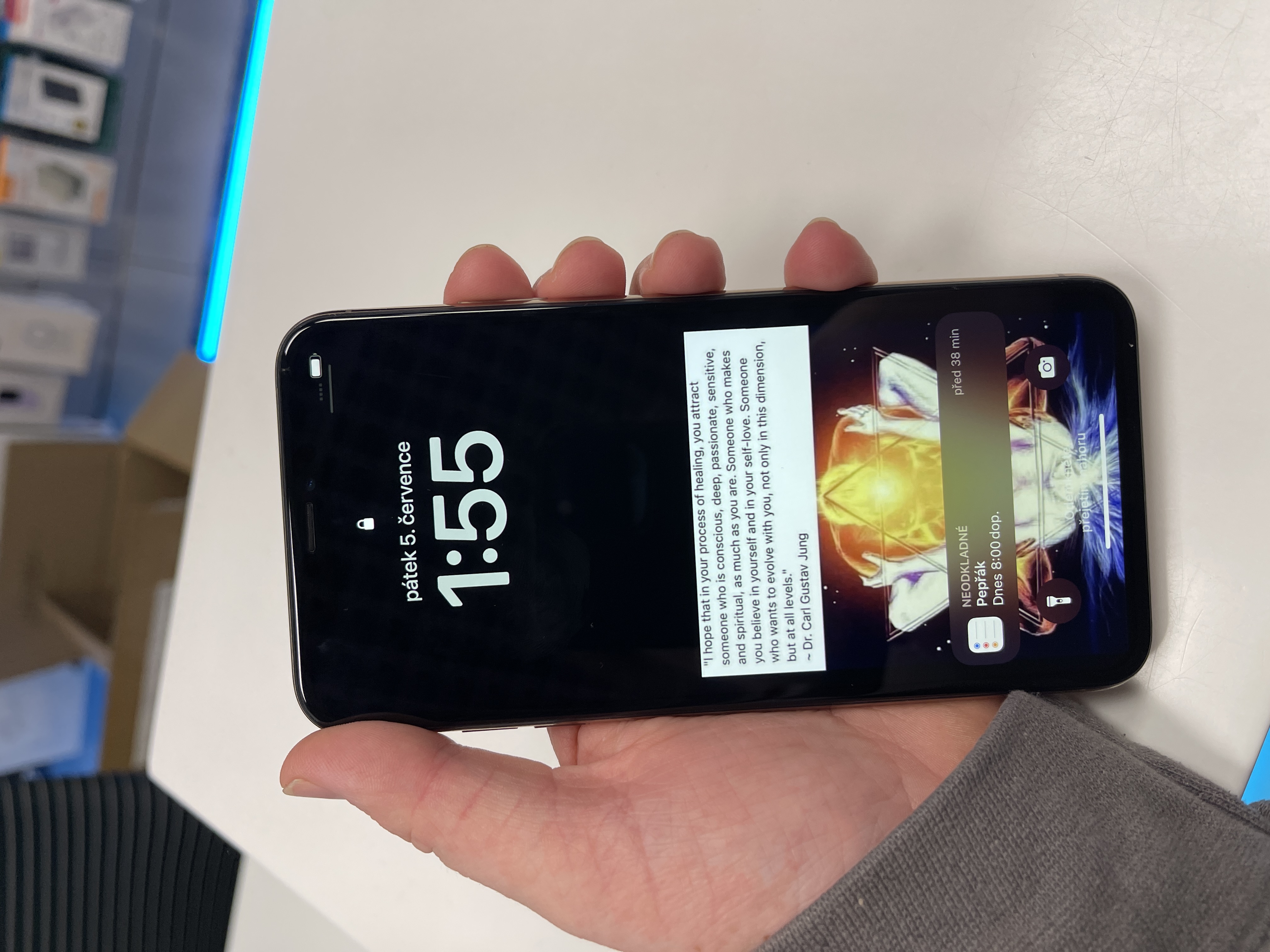 iLoveServis - expresní servis mobilů, tabletů a Macbooků foto 5