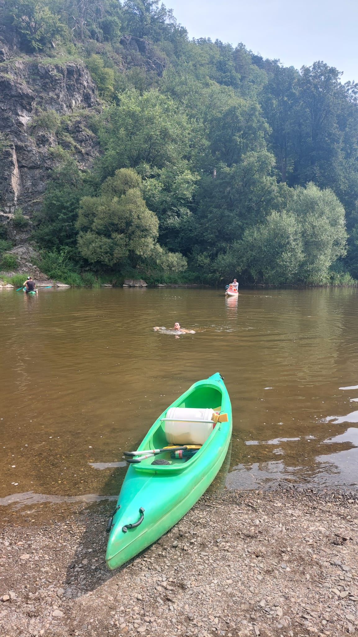 Vodácká půjčovna LoděSkryje foto 2