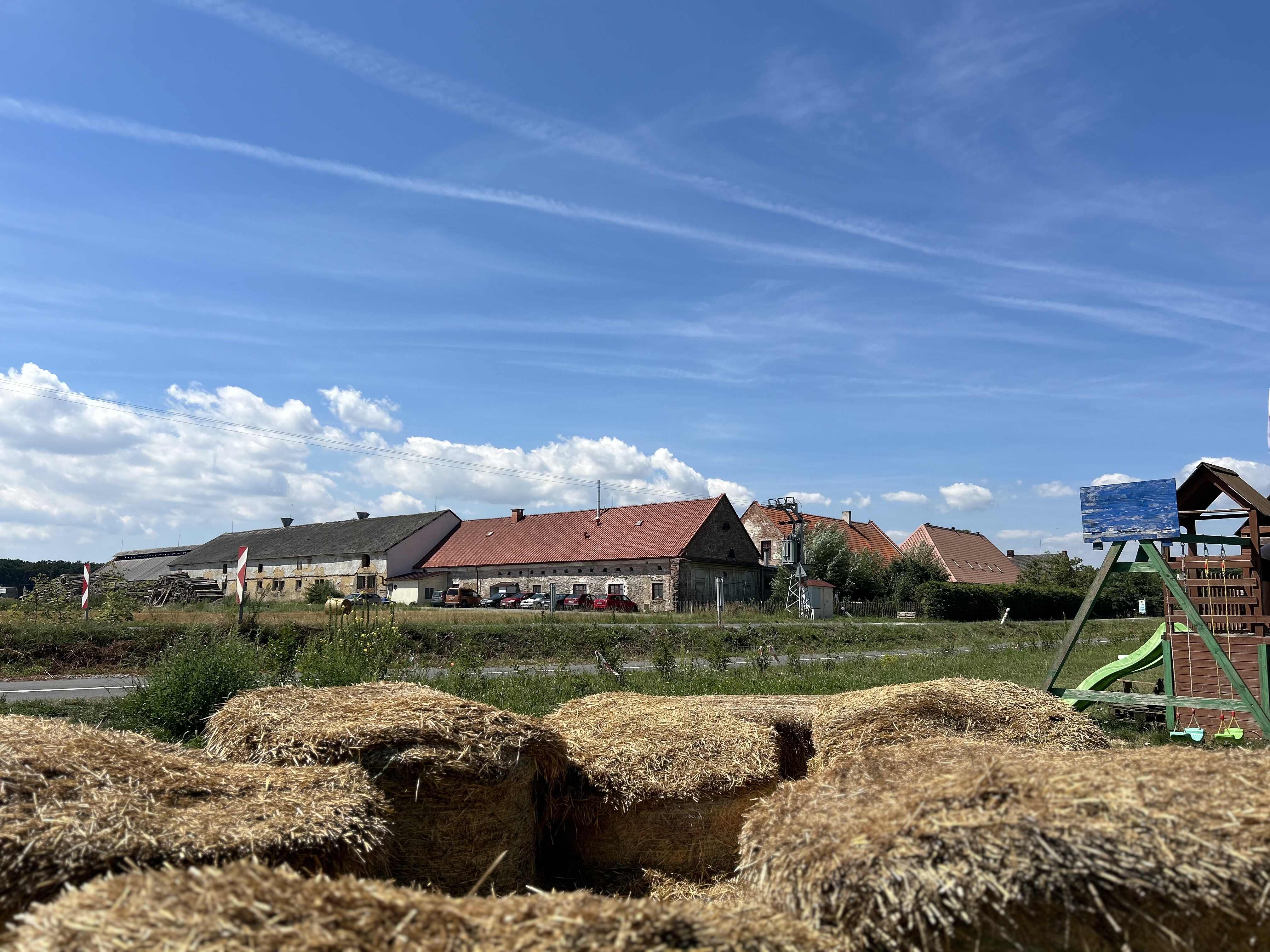 Doubravský dvůr - prodej zmrzliny foto 5