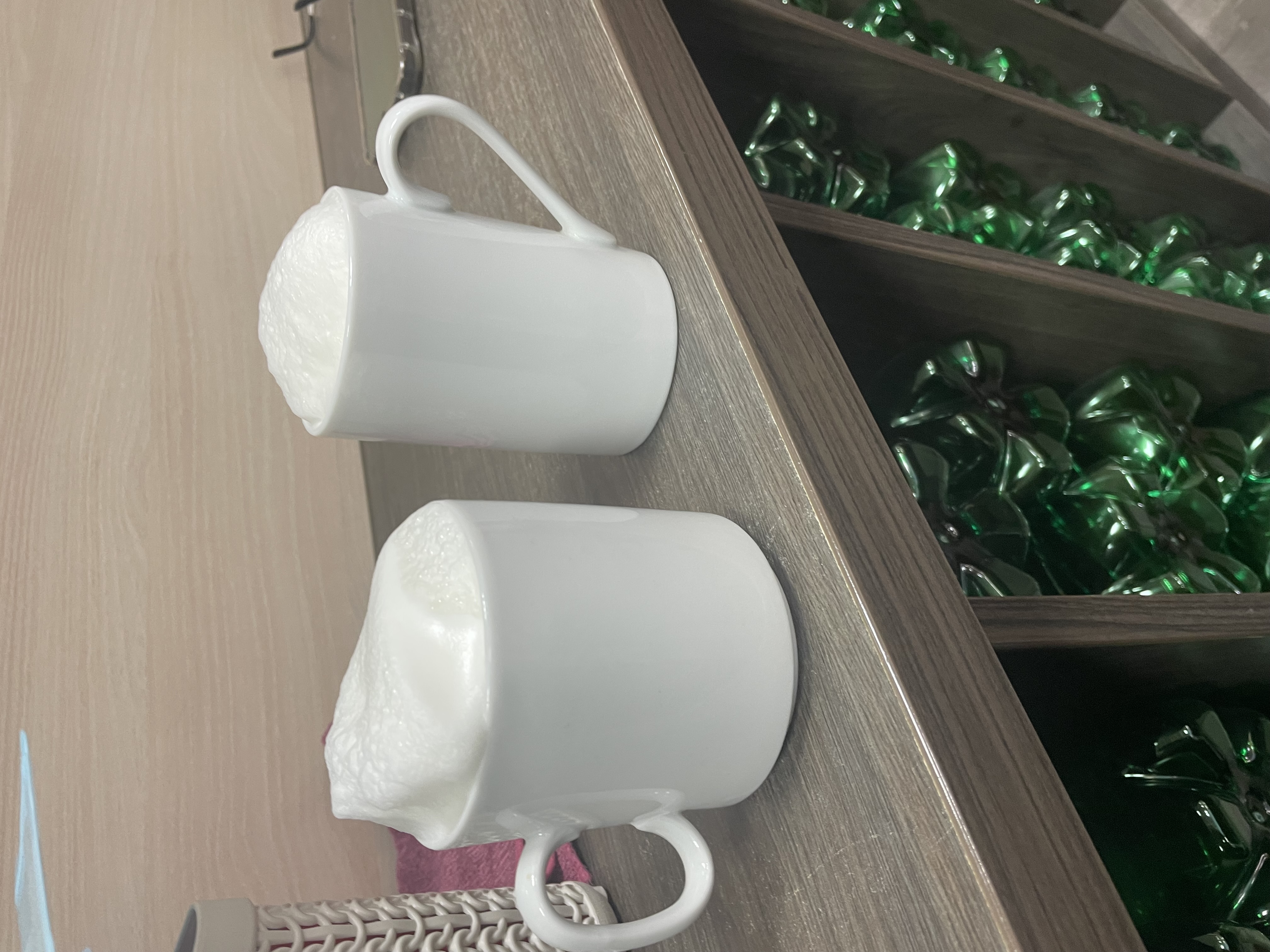 IQOS prodejna & Káva foto 2