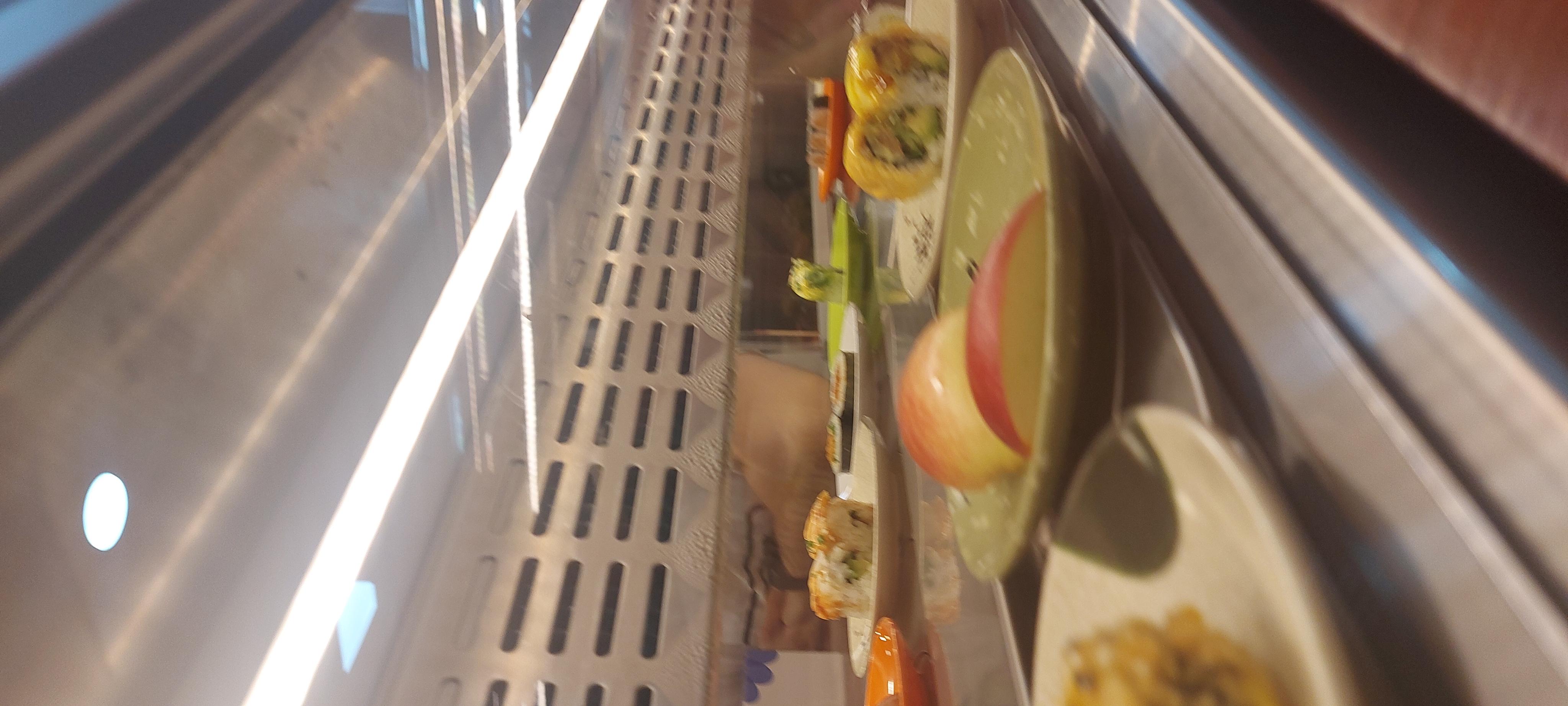 Koinobori Running Sushi foto 5