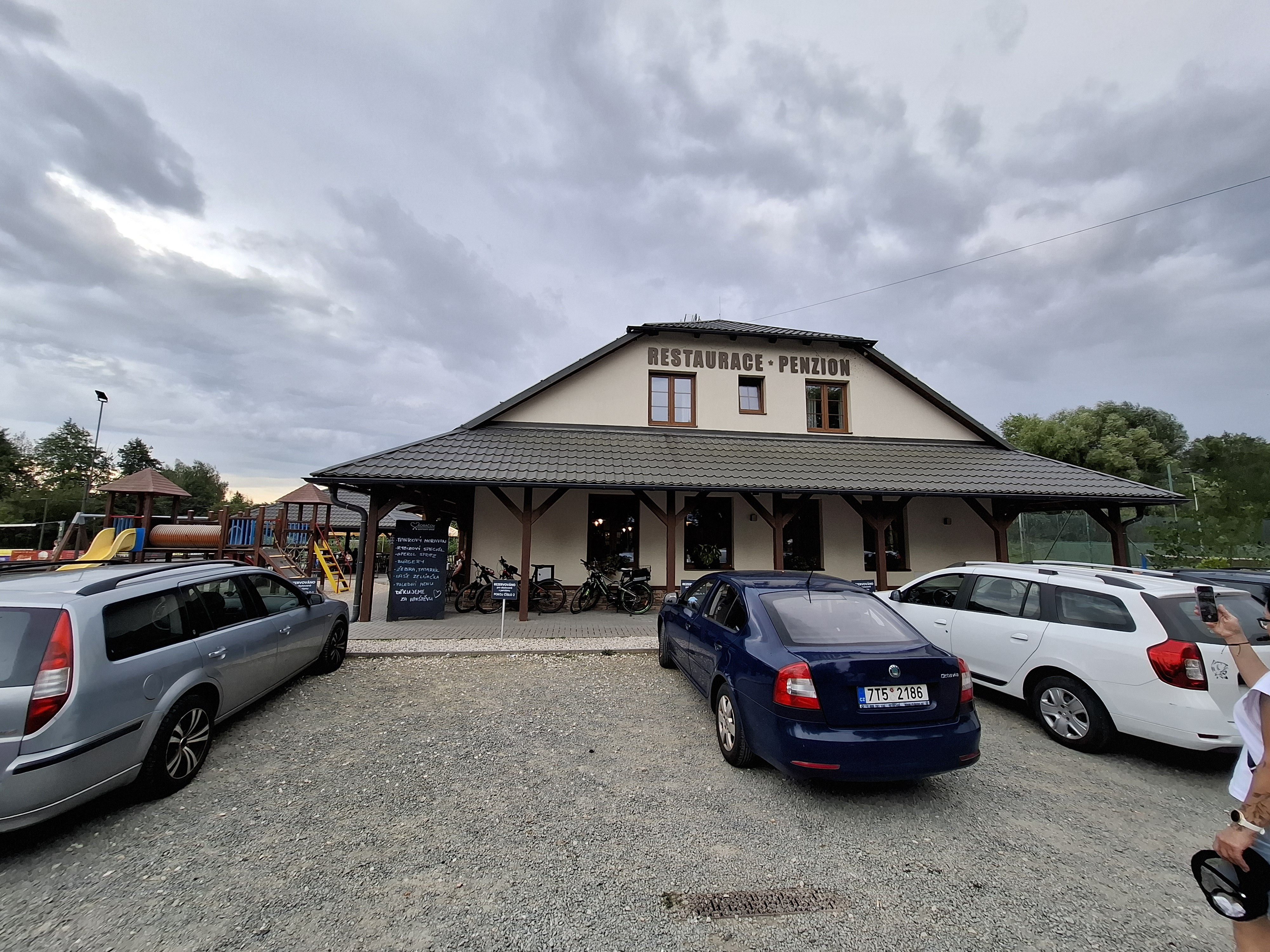 Restaurace Sobáčov foto 3