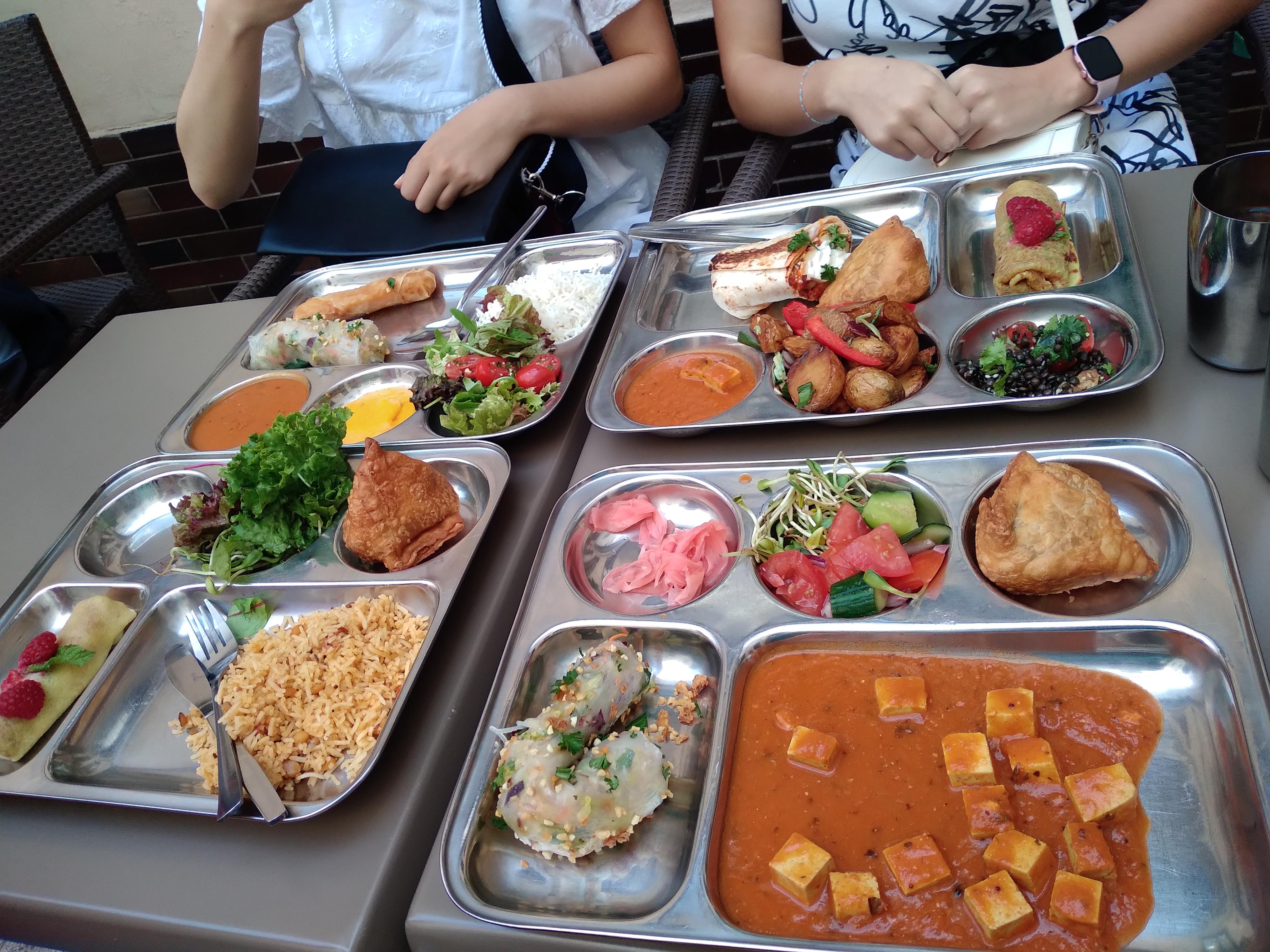 Beas Vegetarian Dhaba foto 3