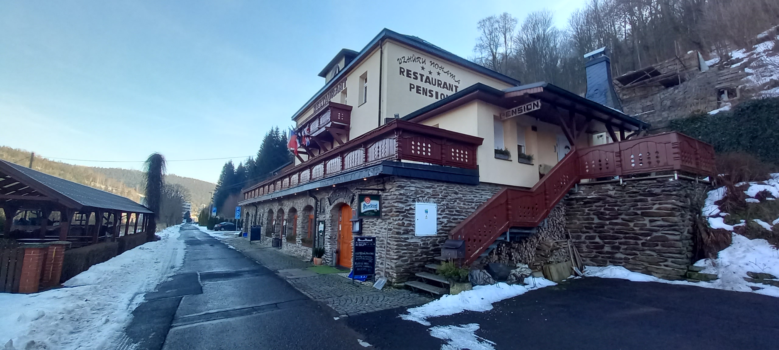 Restaurace Vzhůru nohama foto 2