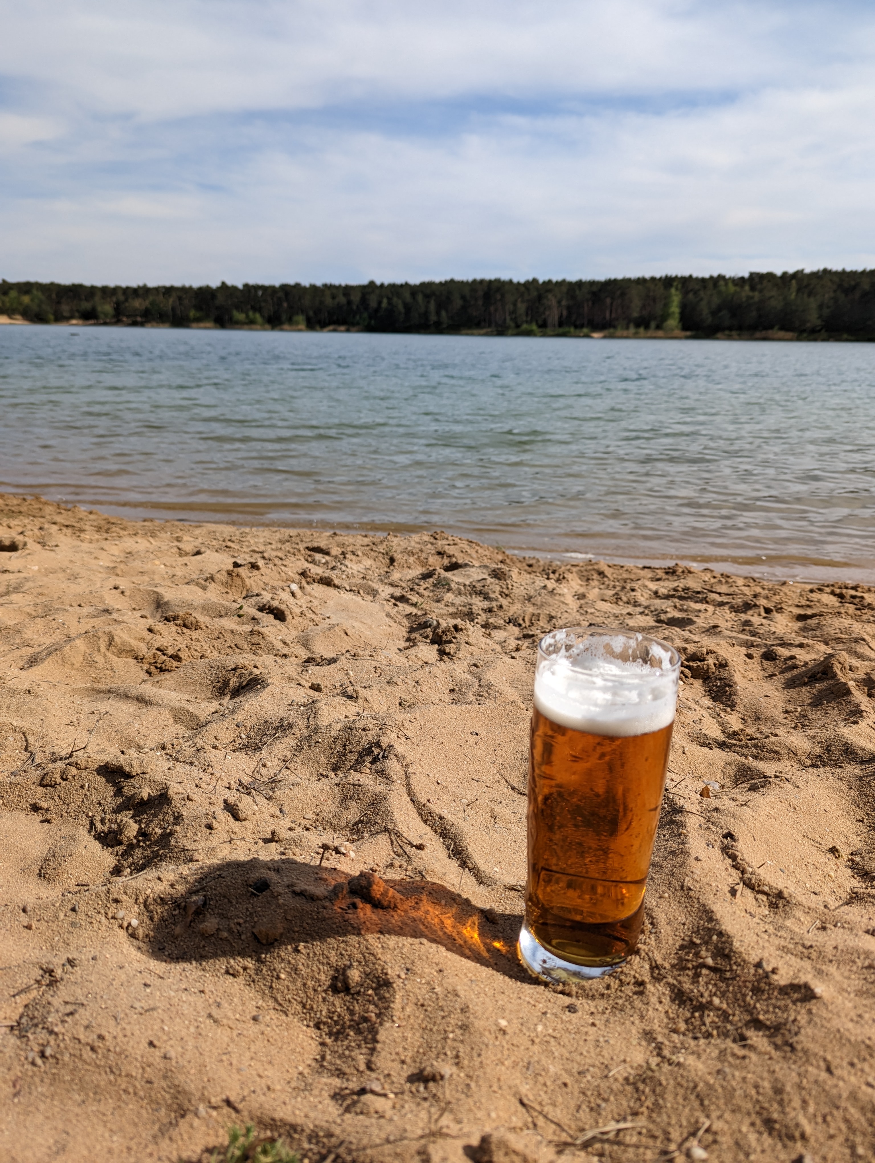Občerstvení Jezero Lhota foto 4