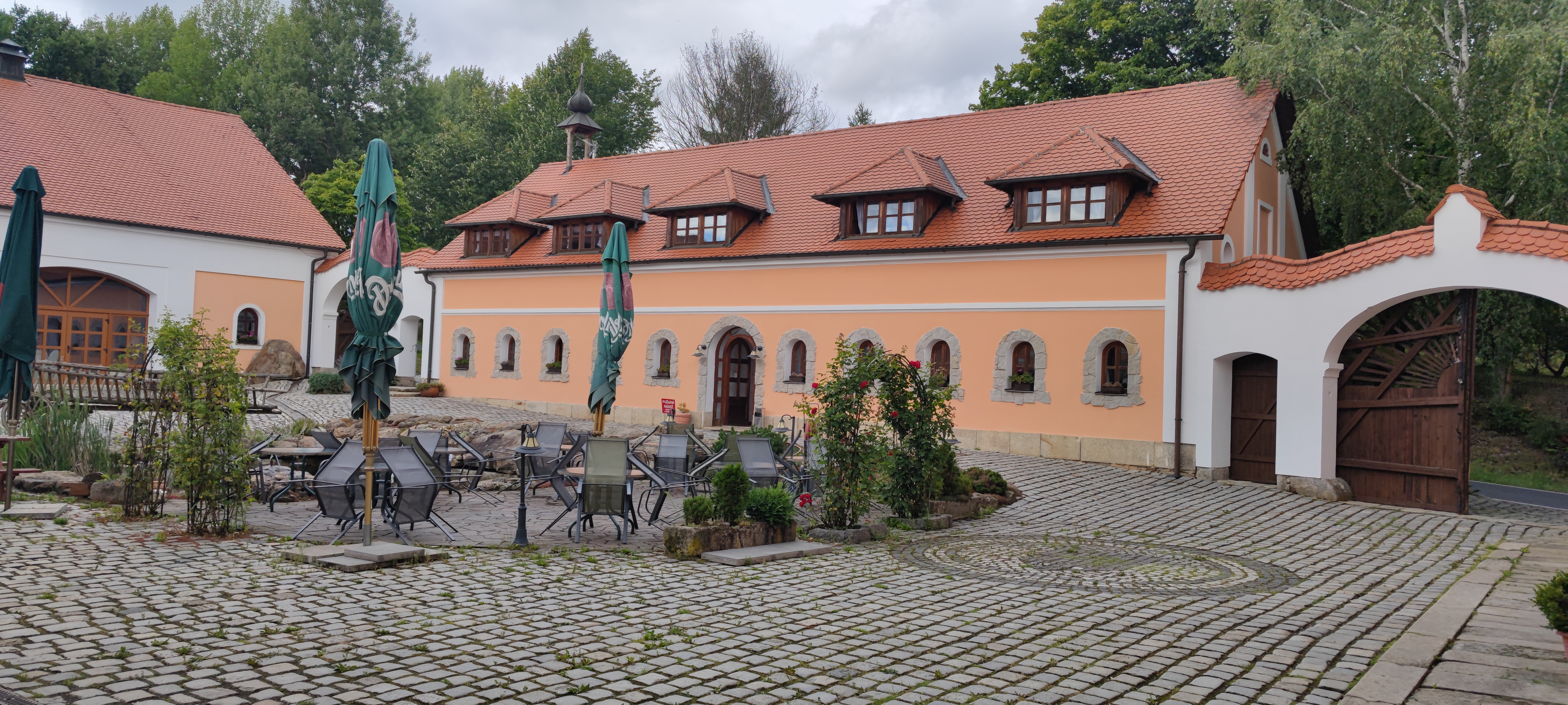Restaurace U Špejcharu foto 3