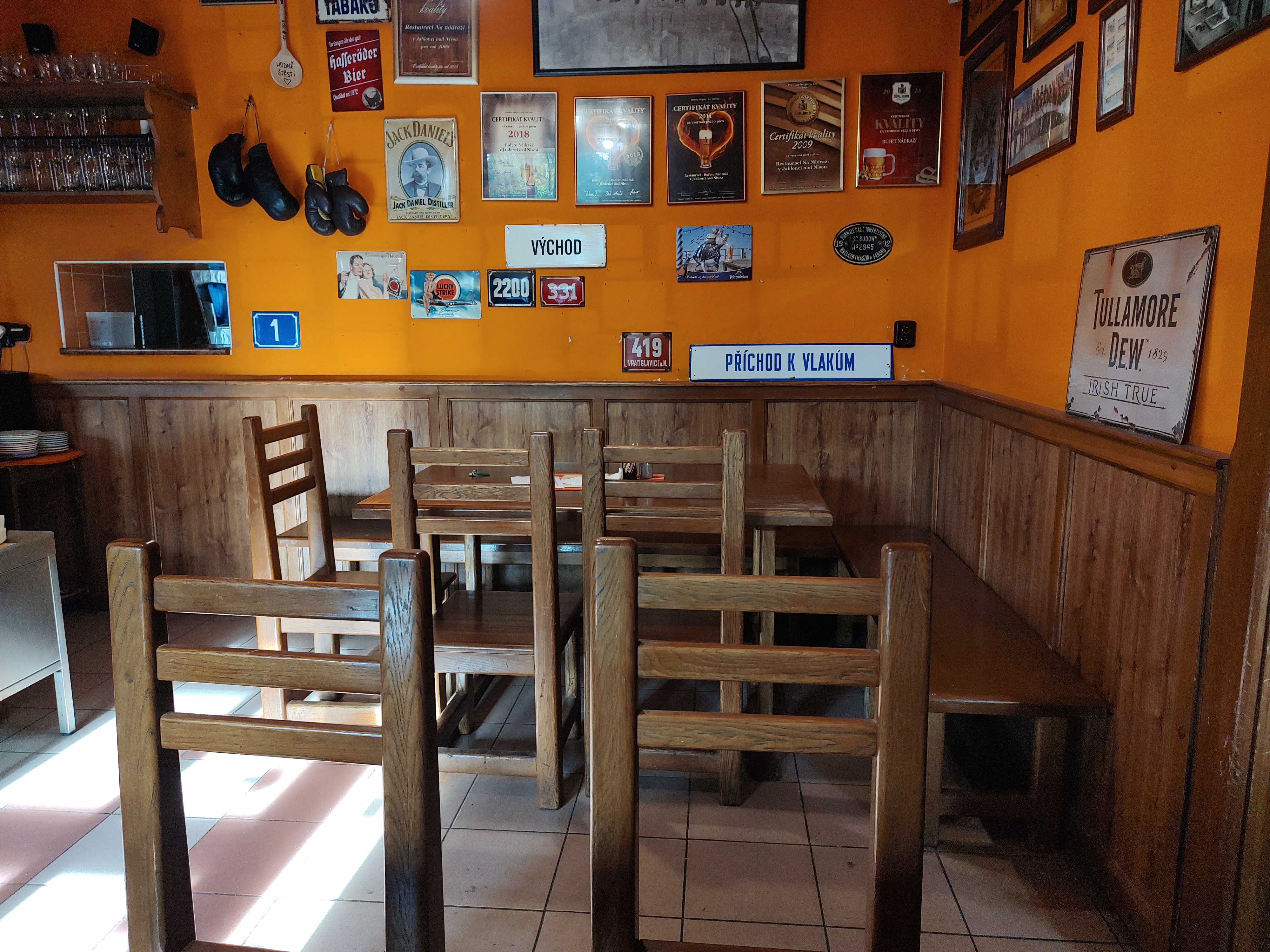 Restaurace na nádraží foto 6