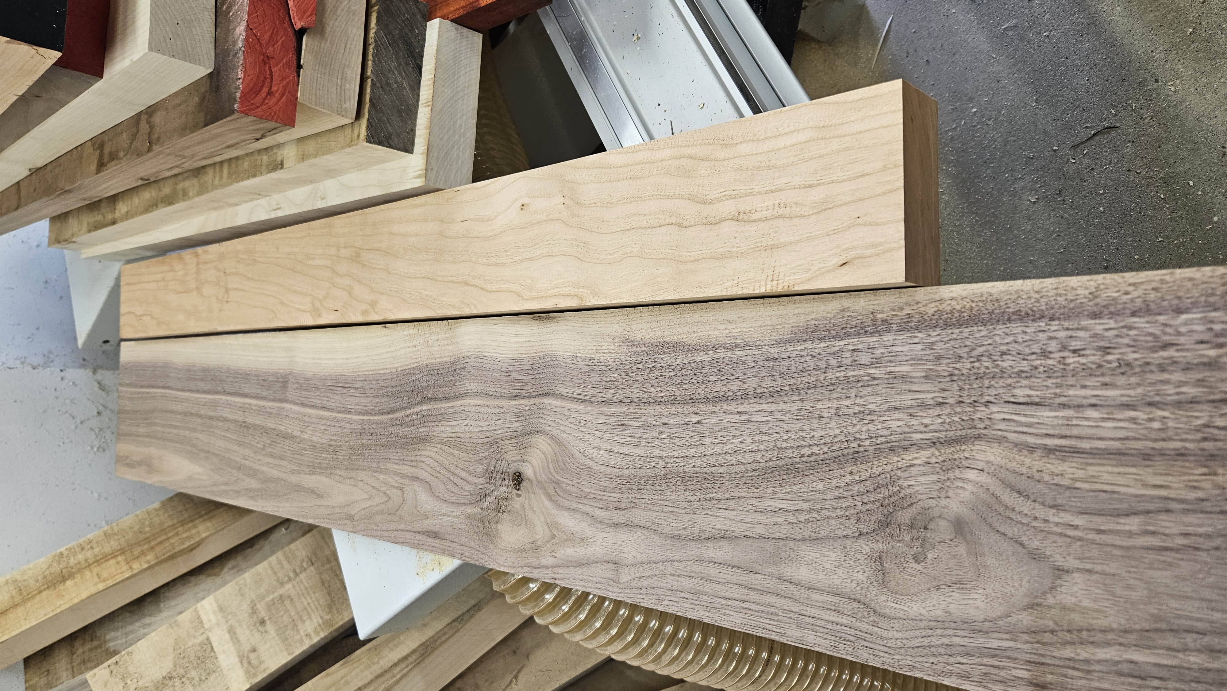 WOOD STORE foto 2