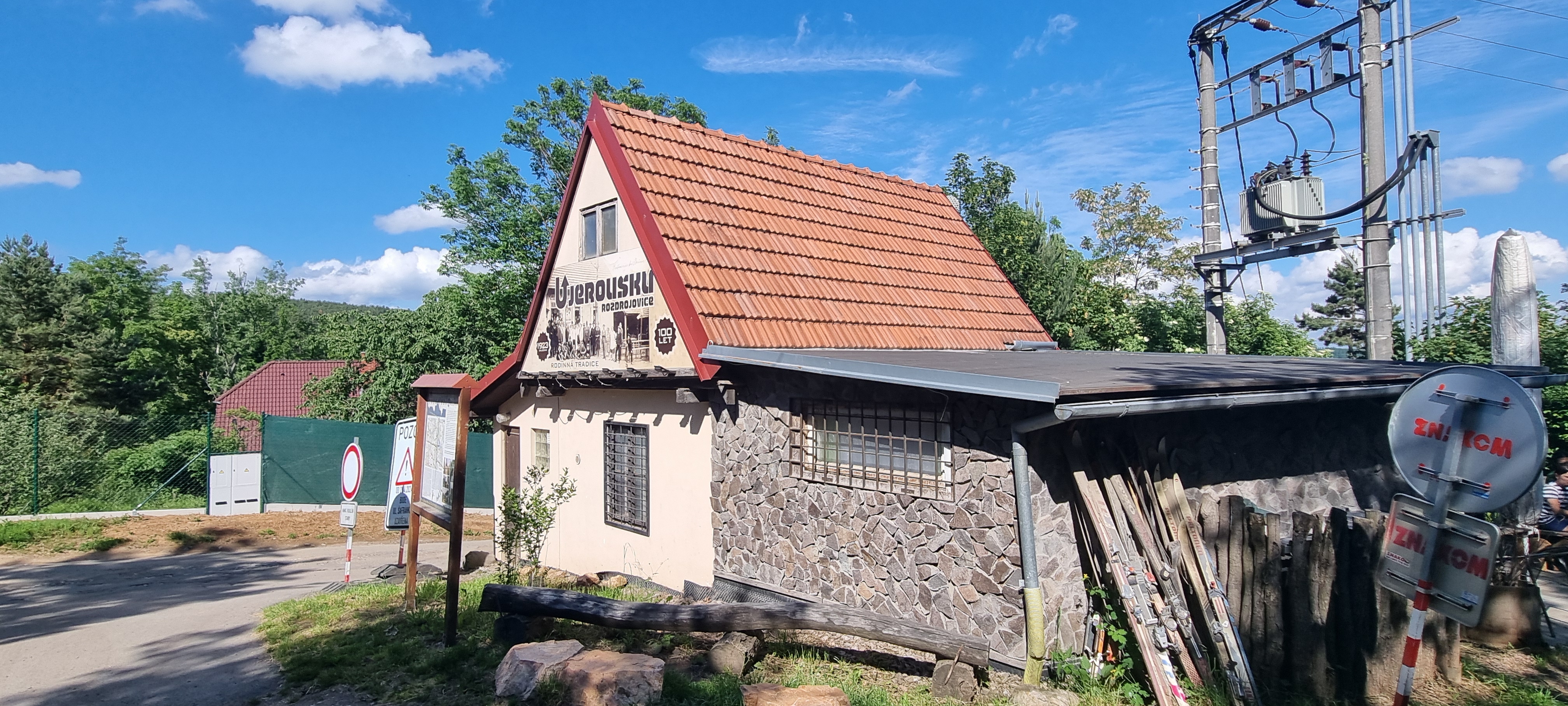Občerstvovna U JEROUŠKŮ foto 4