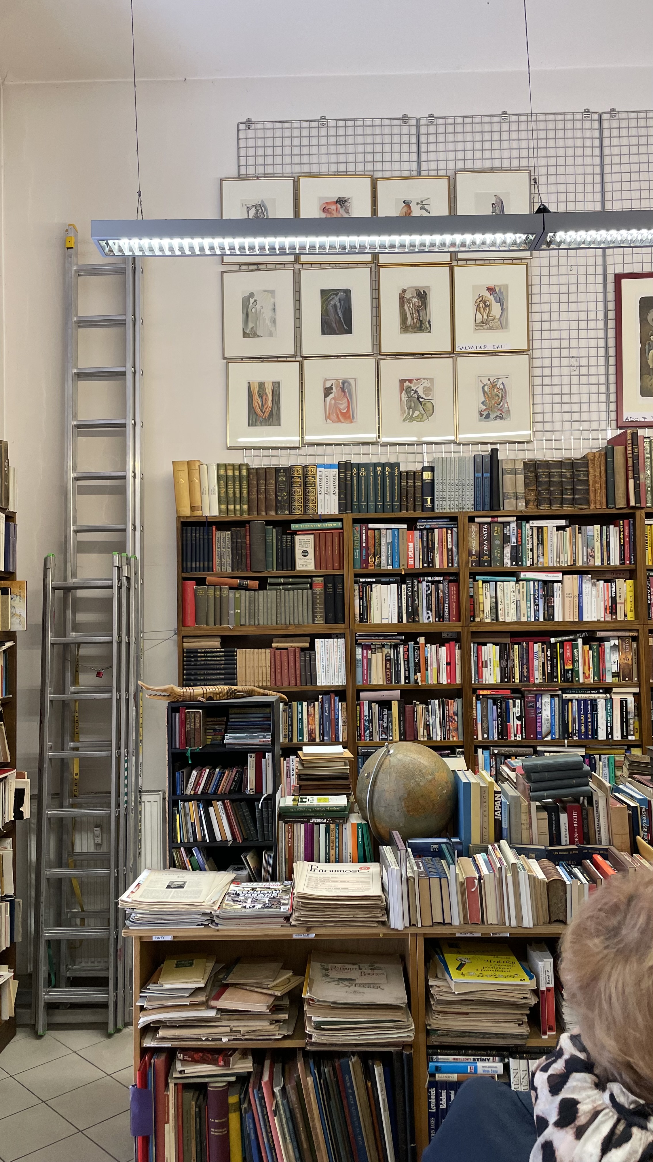 Antikvariát Dlážděná foto 4