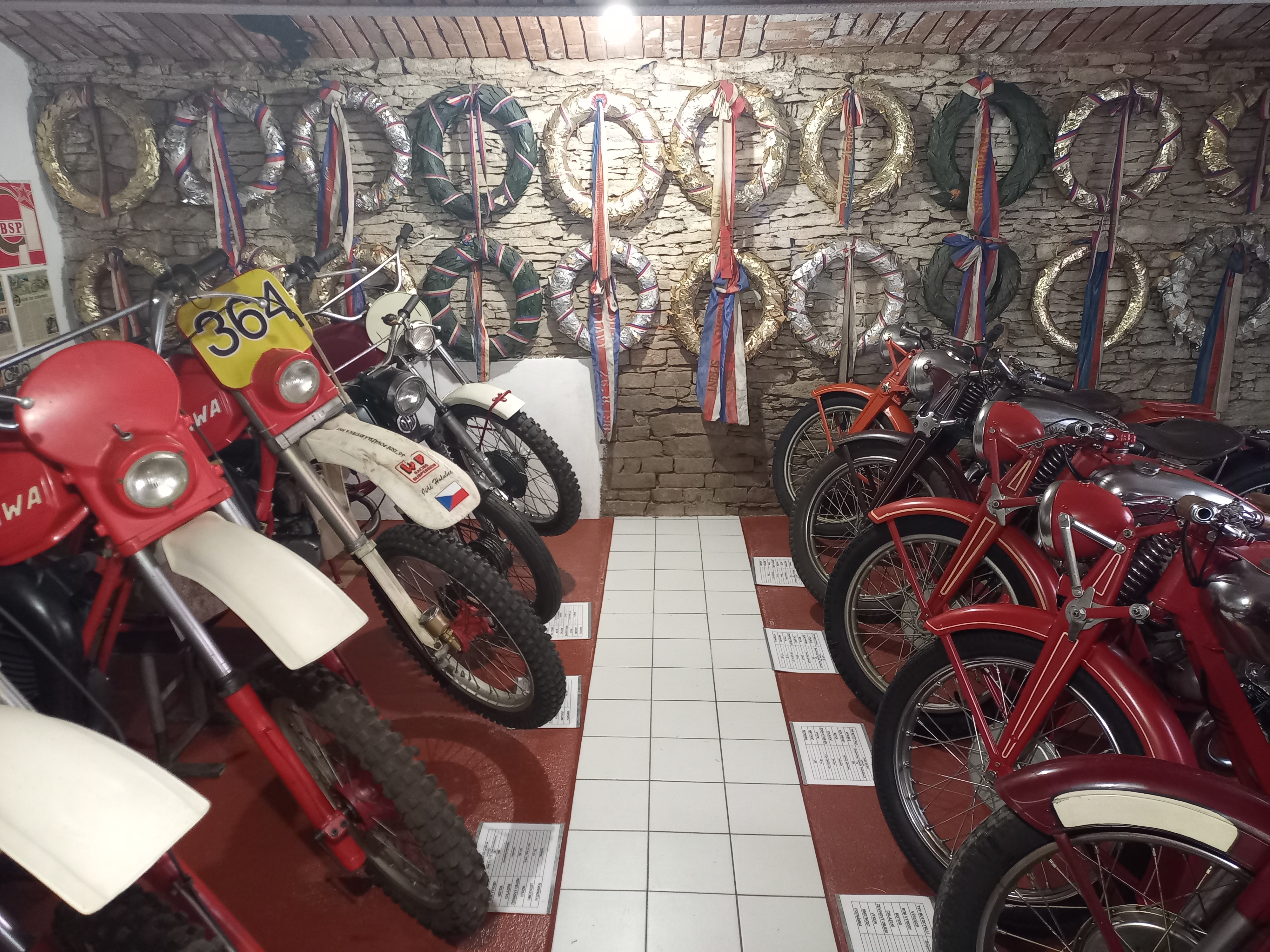 Muzeum Motocyklů a hraček Šestajovice foto 3