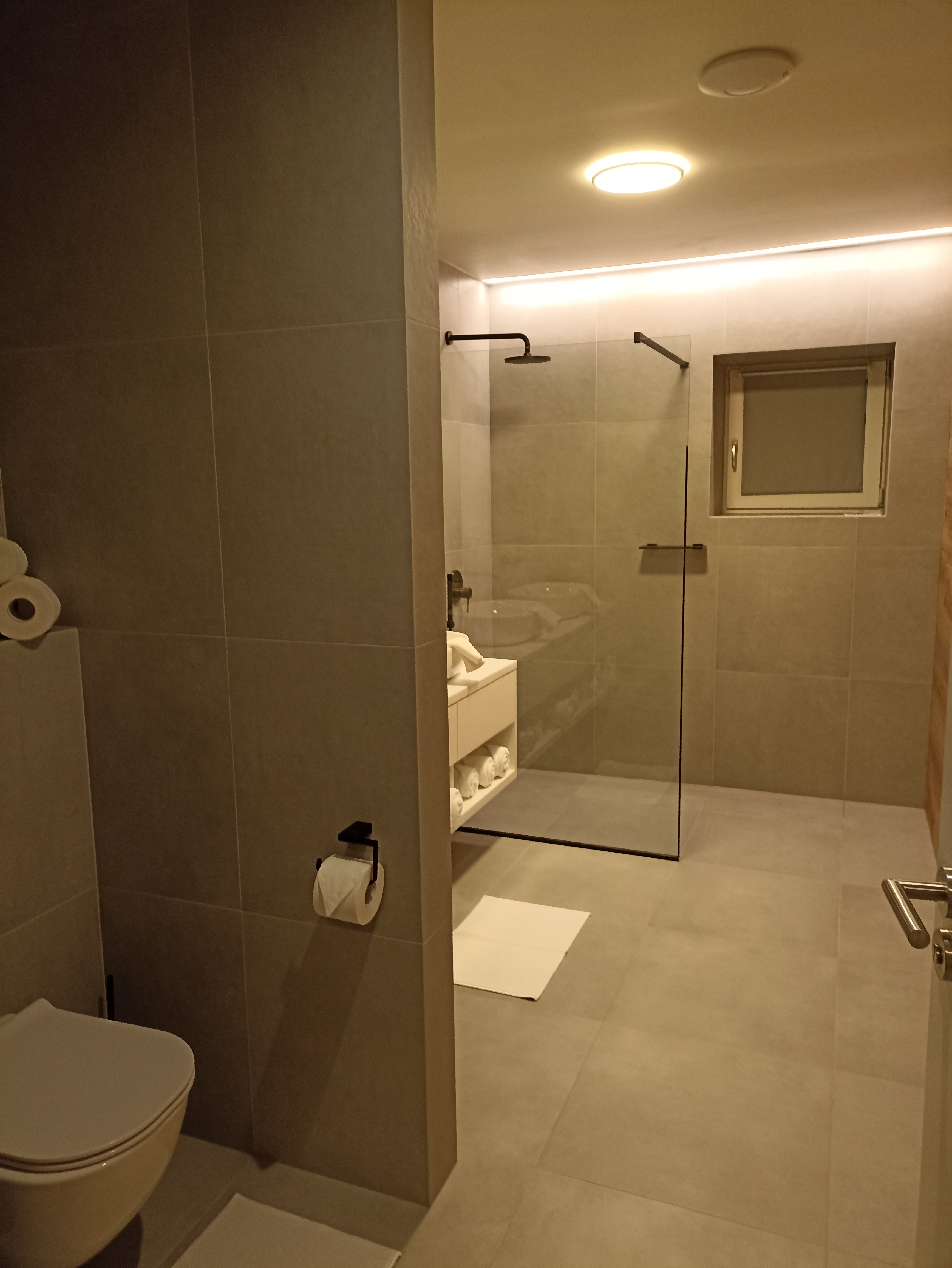 Hillside No. 18 foto 3