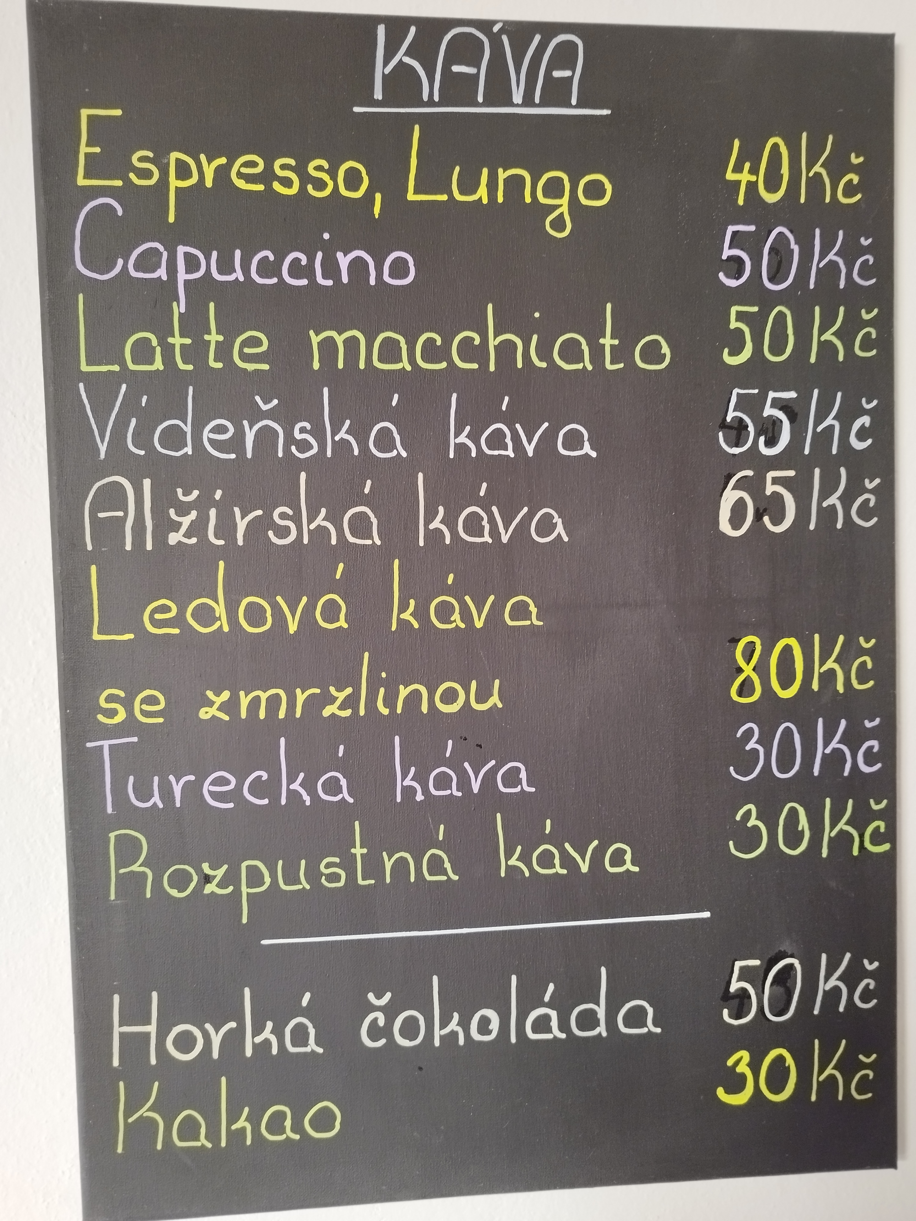 Kavárna a obchod Barevný svět foto 6