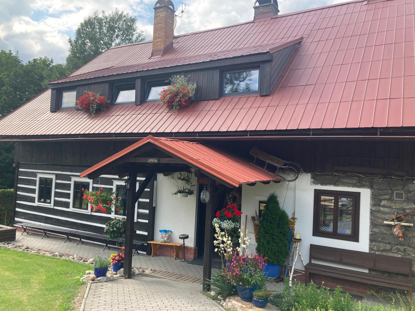 Chalupa Leonika foto 2