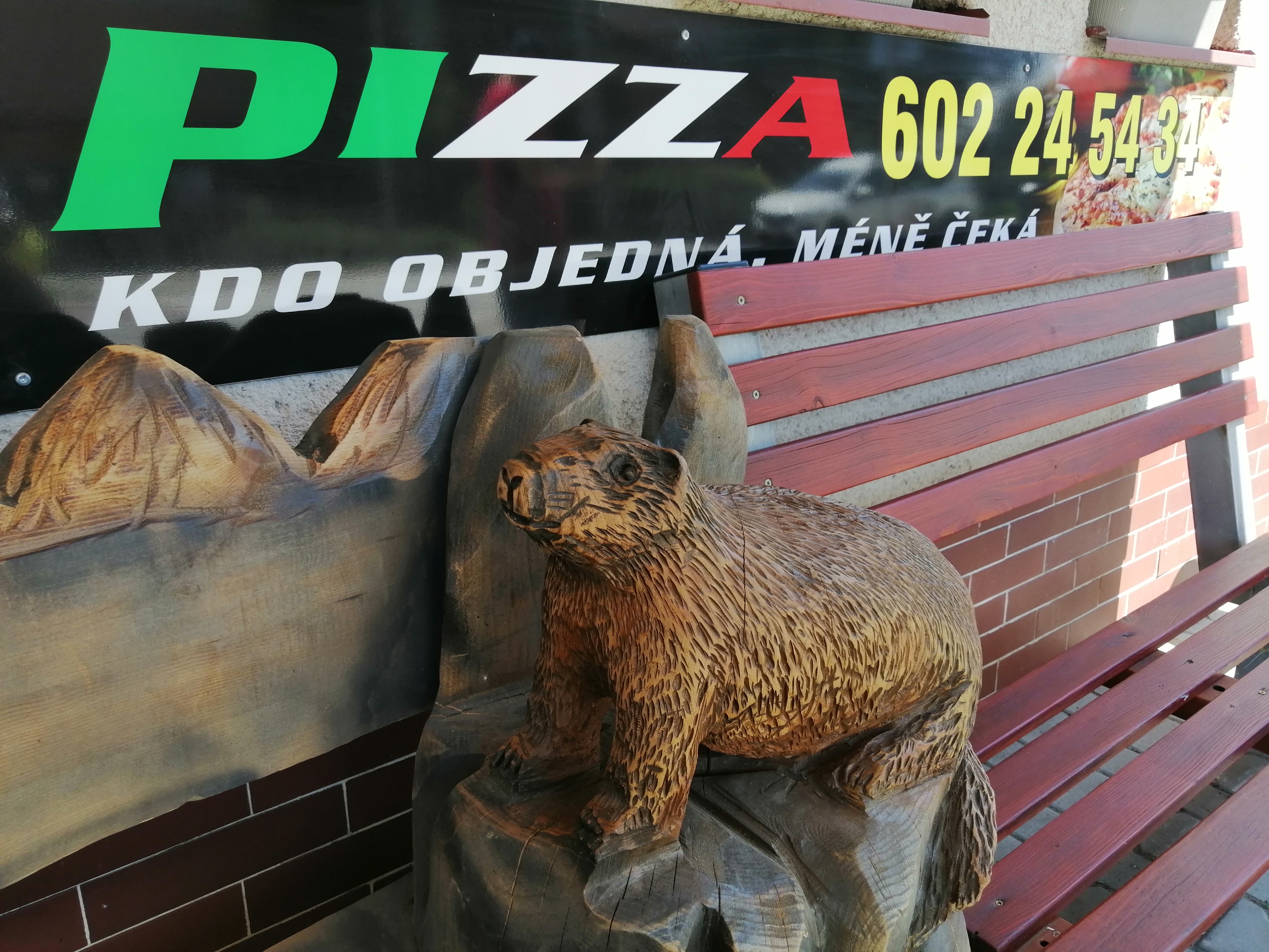 Pizza Hoštice do krabice foto 6