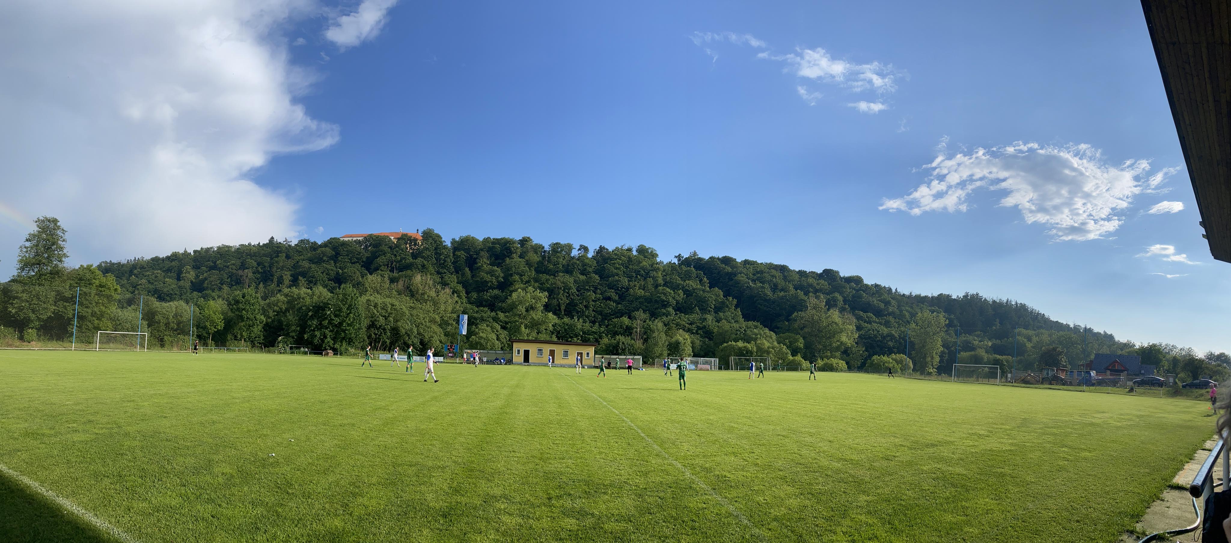 Fotbalové hřiště SK Chocerady foto 5