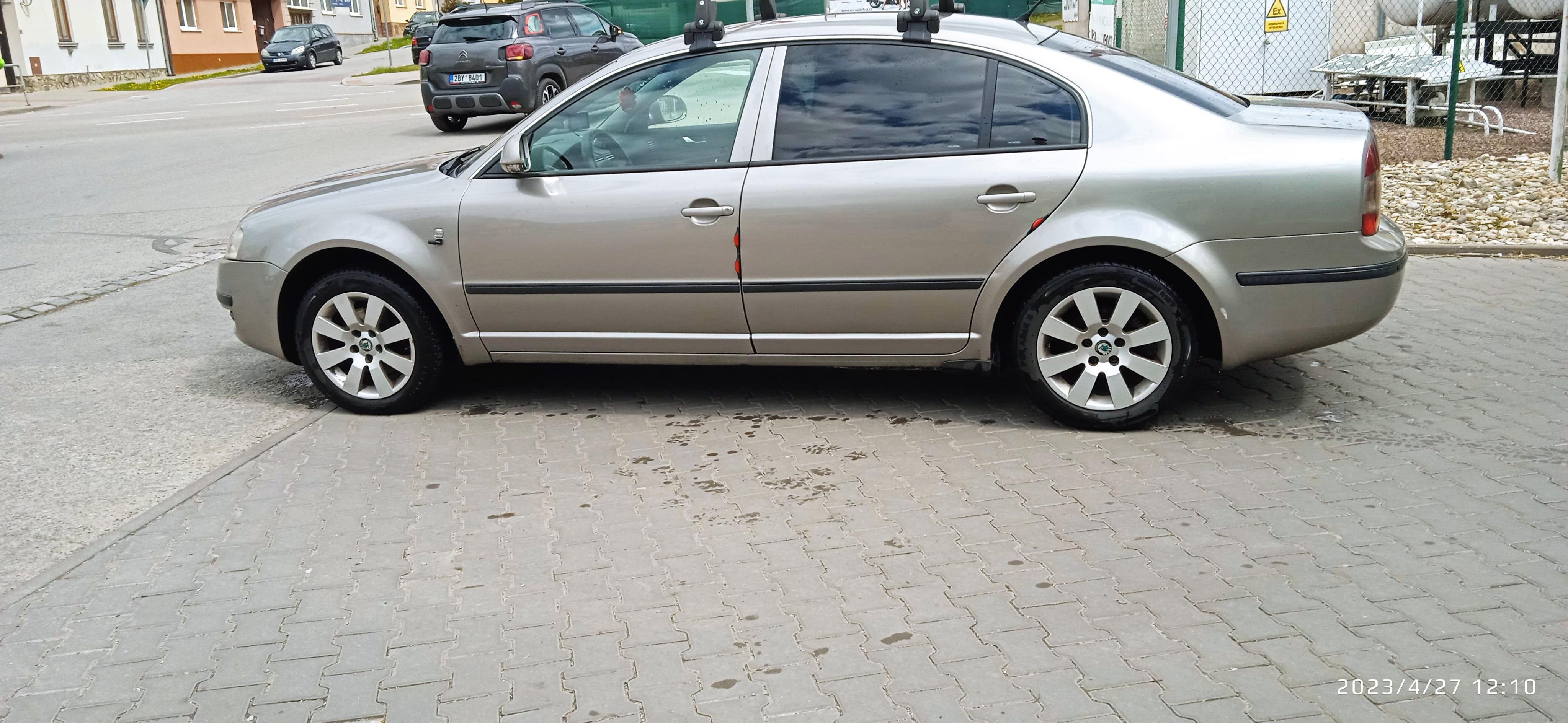 AUTOCAR Moučka foto 2