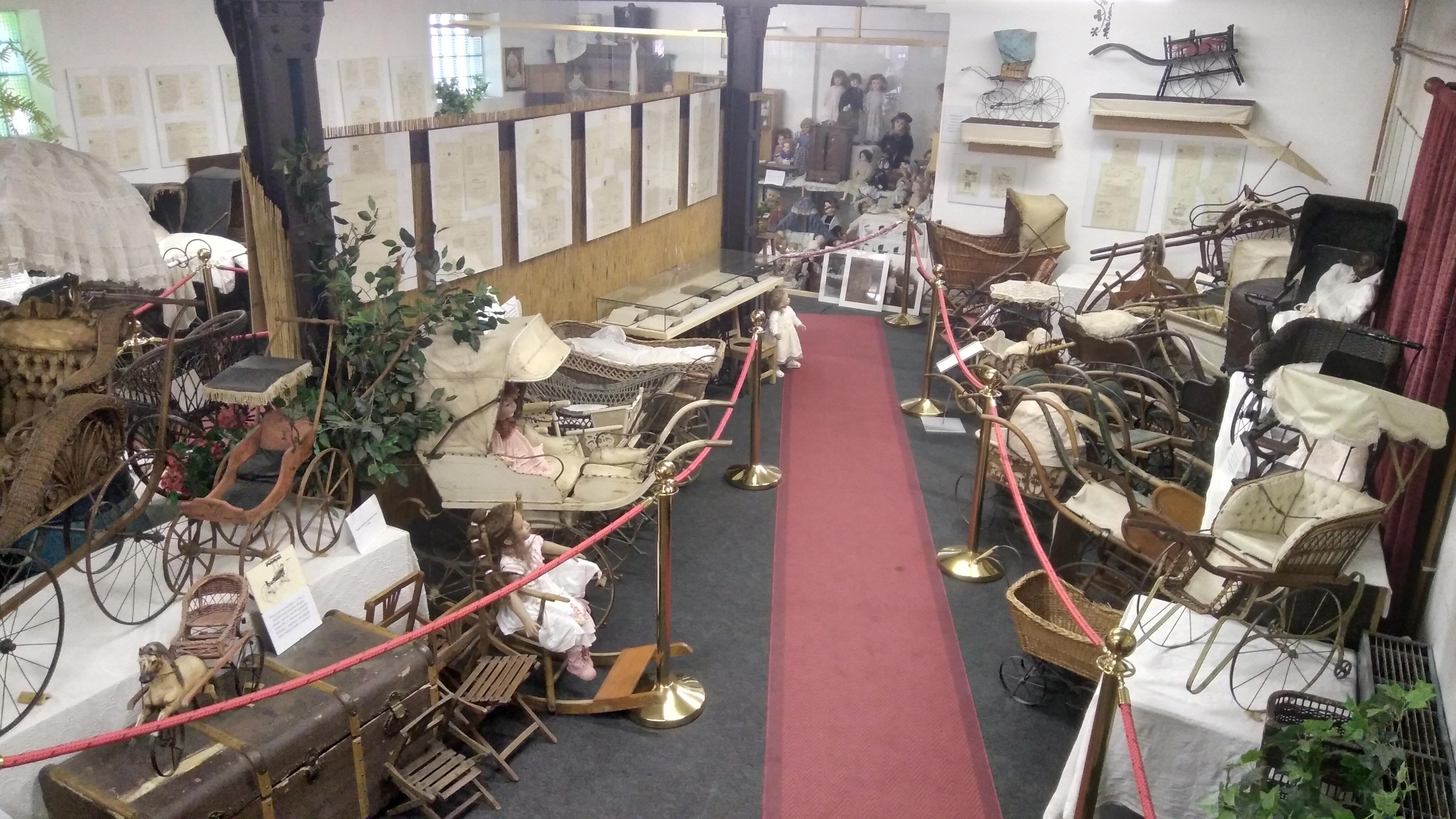 Muzeum starožitných kočárků foto 5