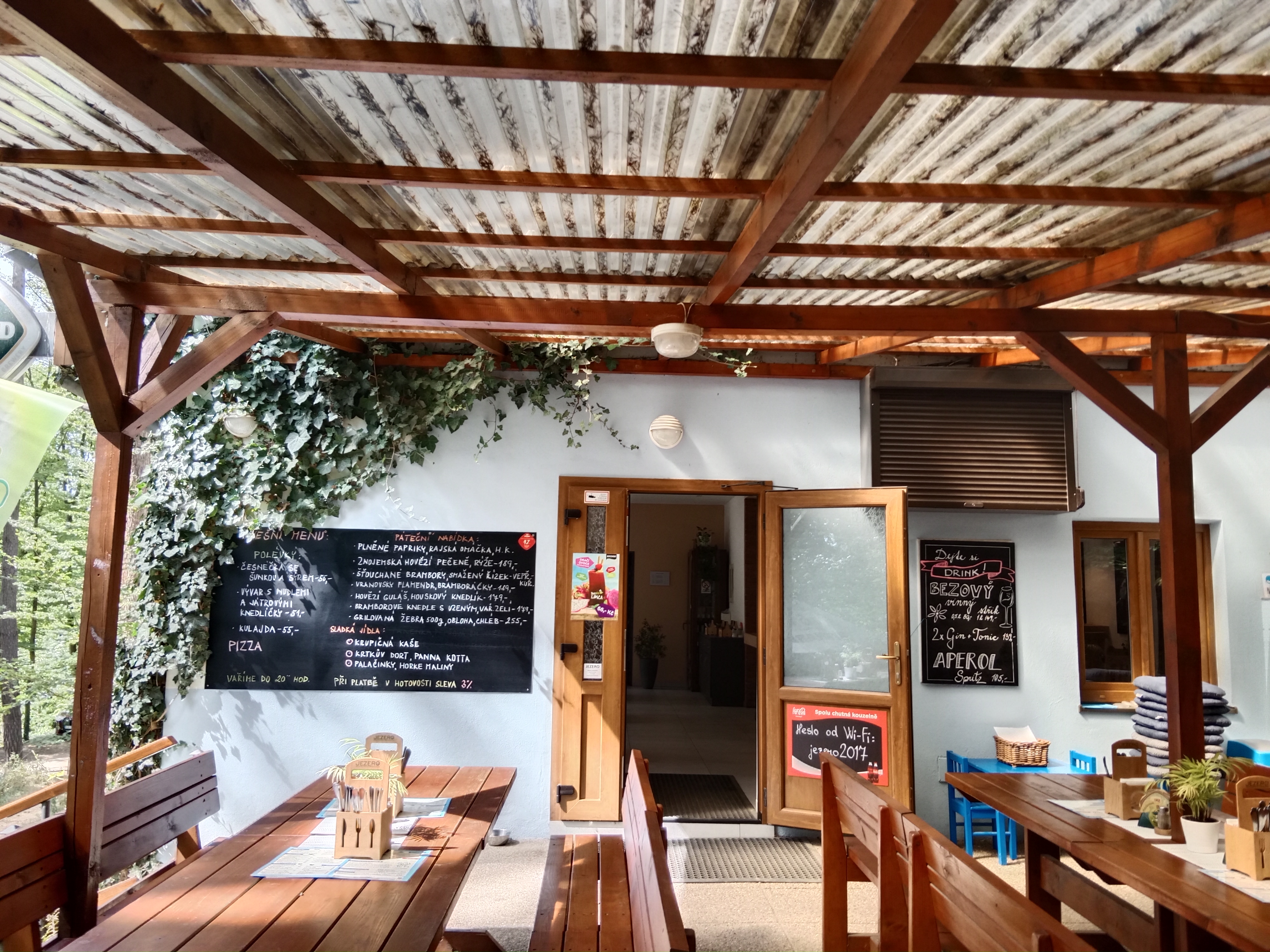 Restaurace Jezero foto 6