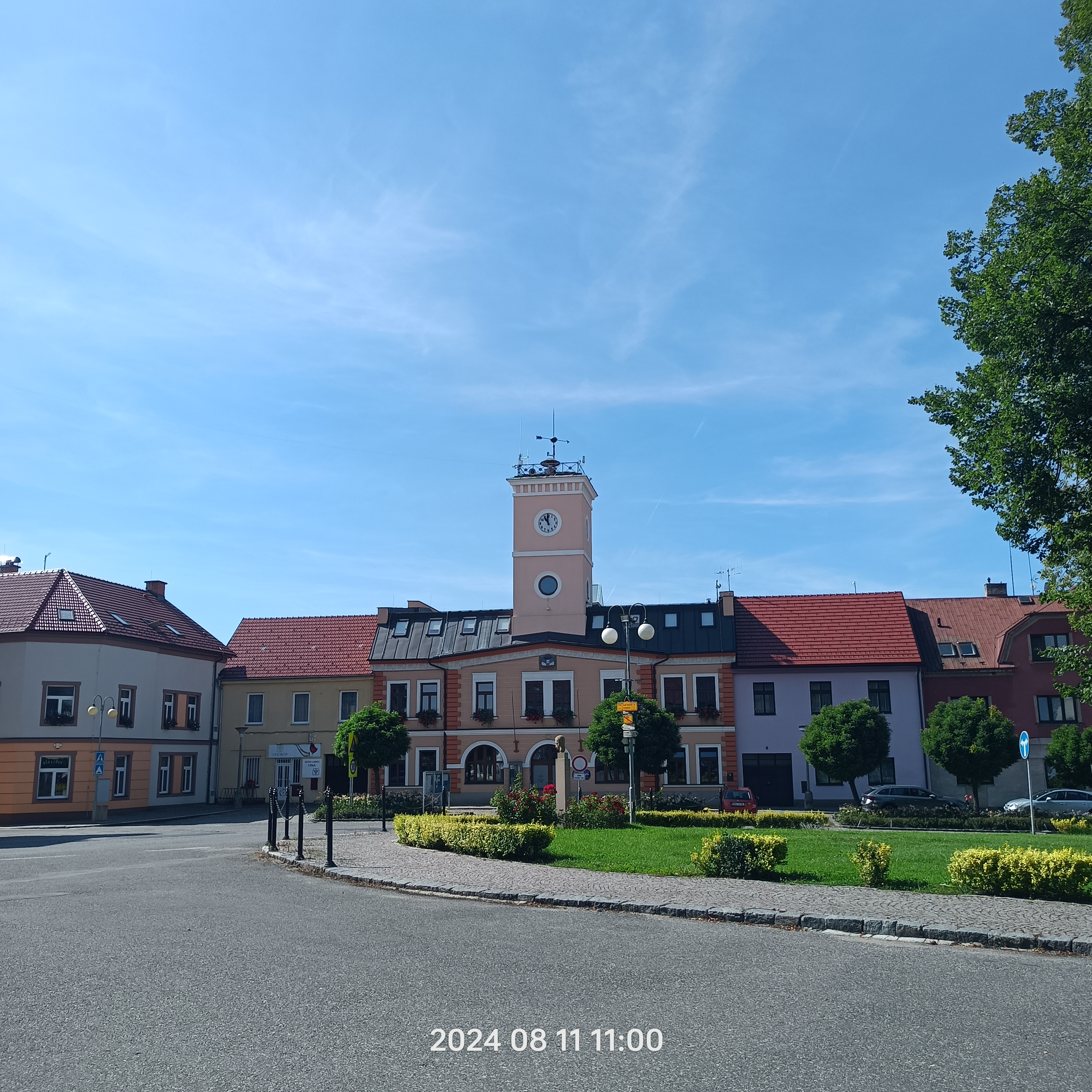 Městský úřad Dolní Bousov foto 4