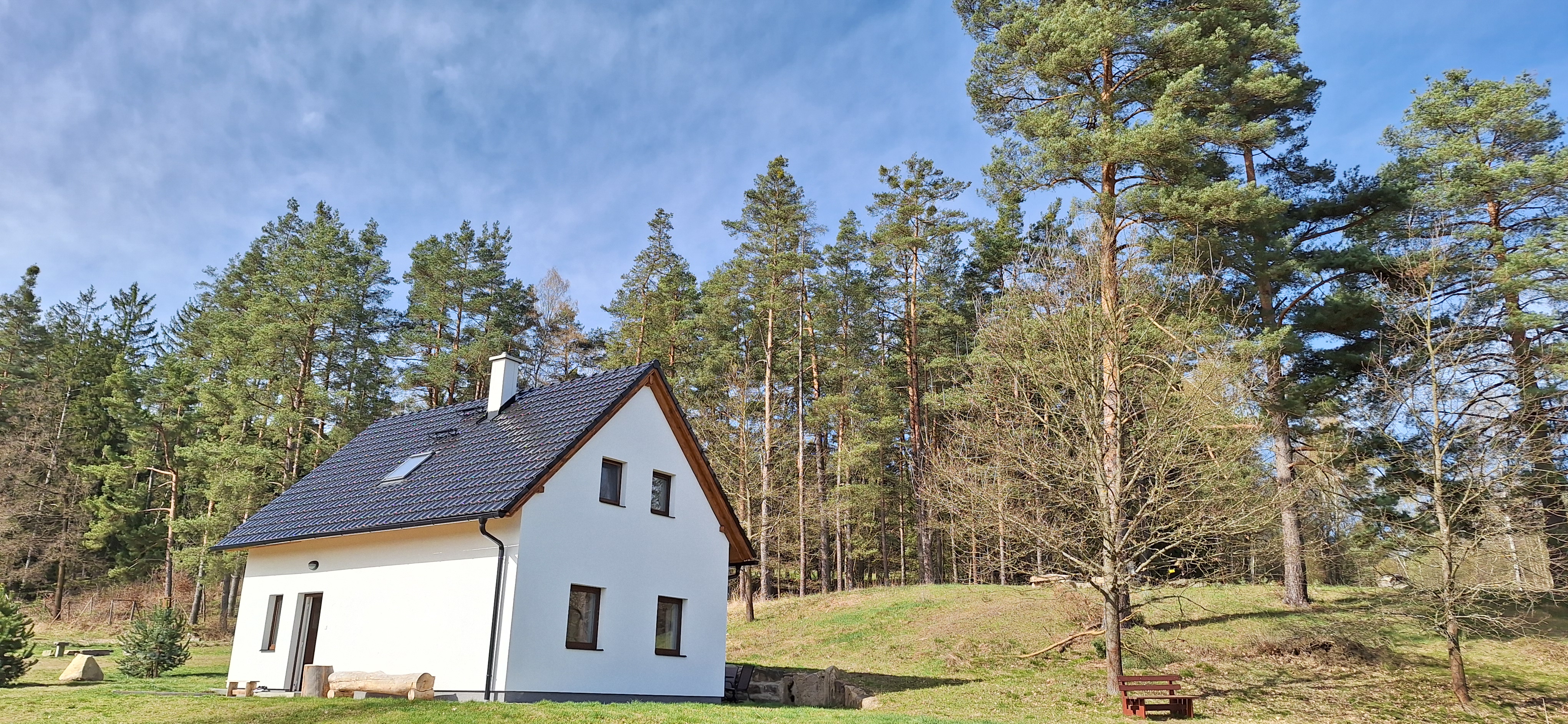 Klid na kraji lesa - celý dům foto 4