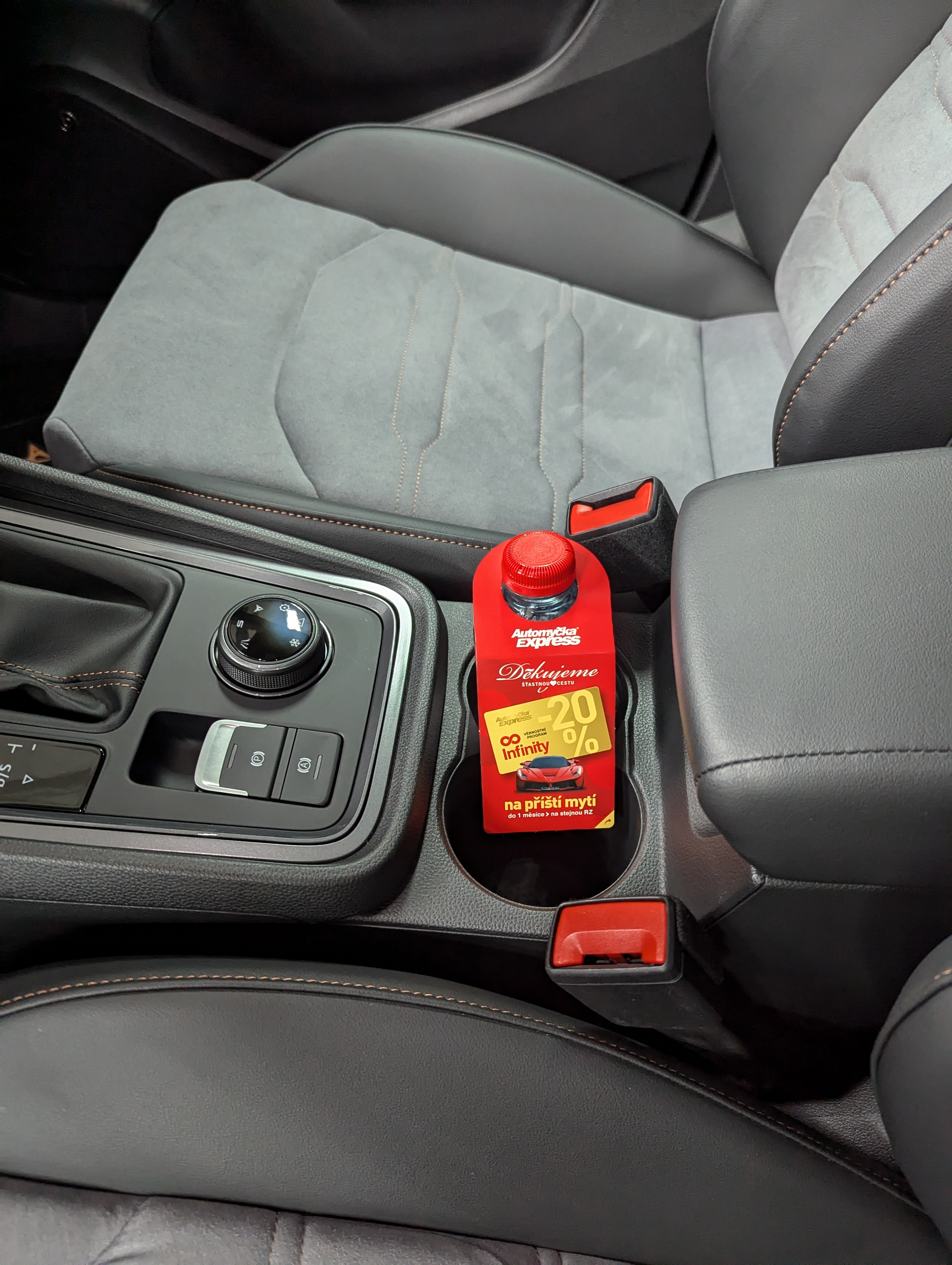 Automyčka Express | OC Šestka foto 3