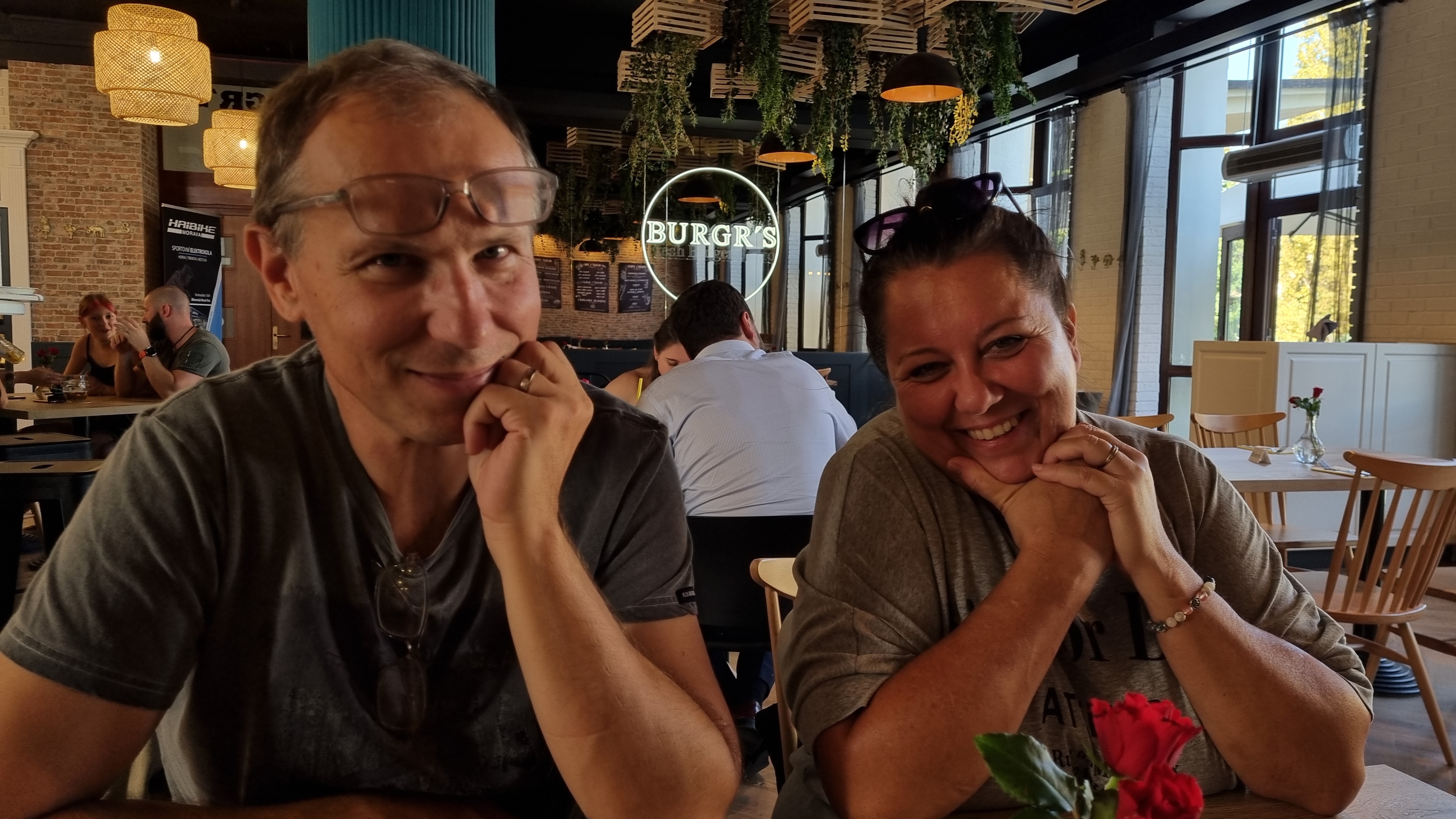 Burgr's, Fresh Burger Bistro foto 3