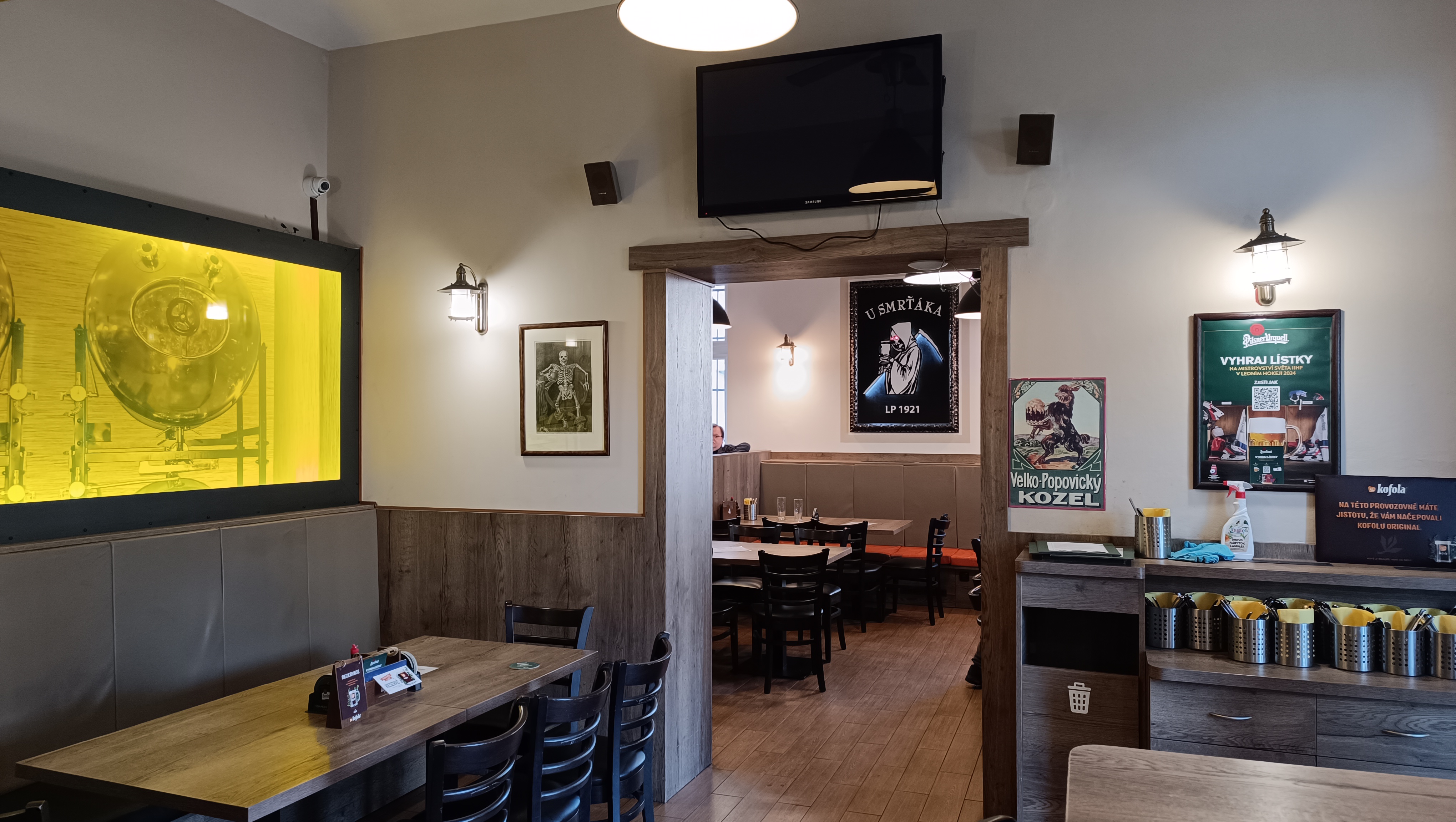 Restaurace U Smrťáka foto 3