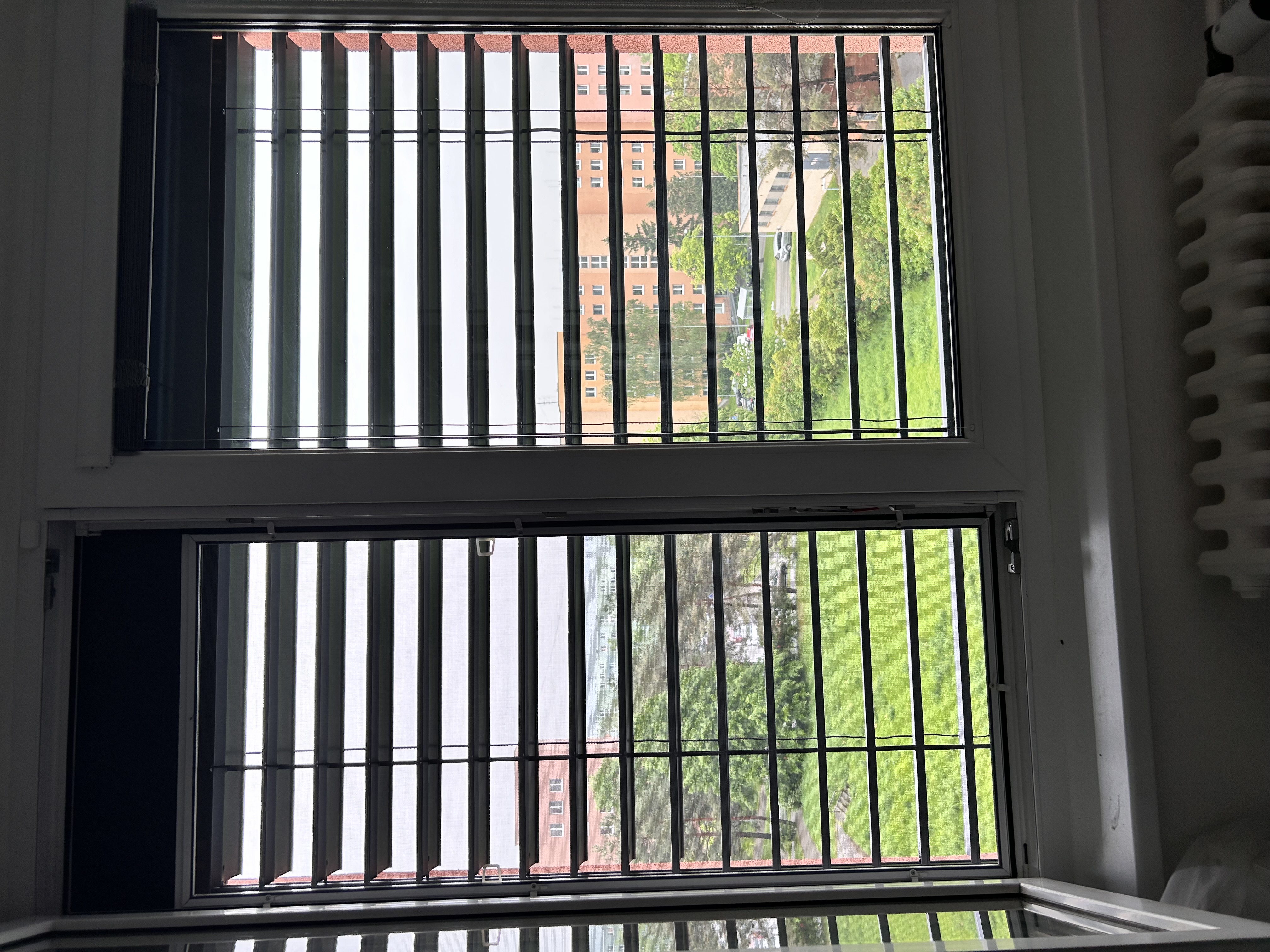 RUBINEK - žaluzie foto 2