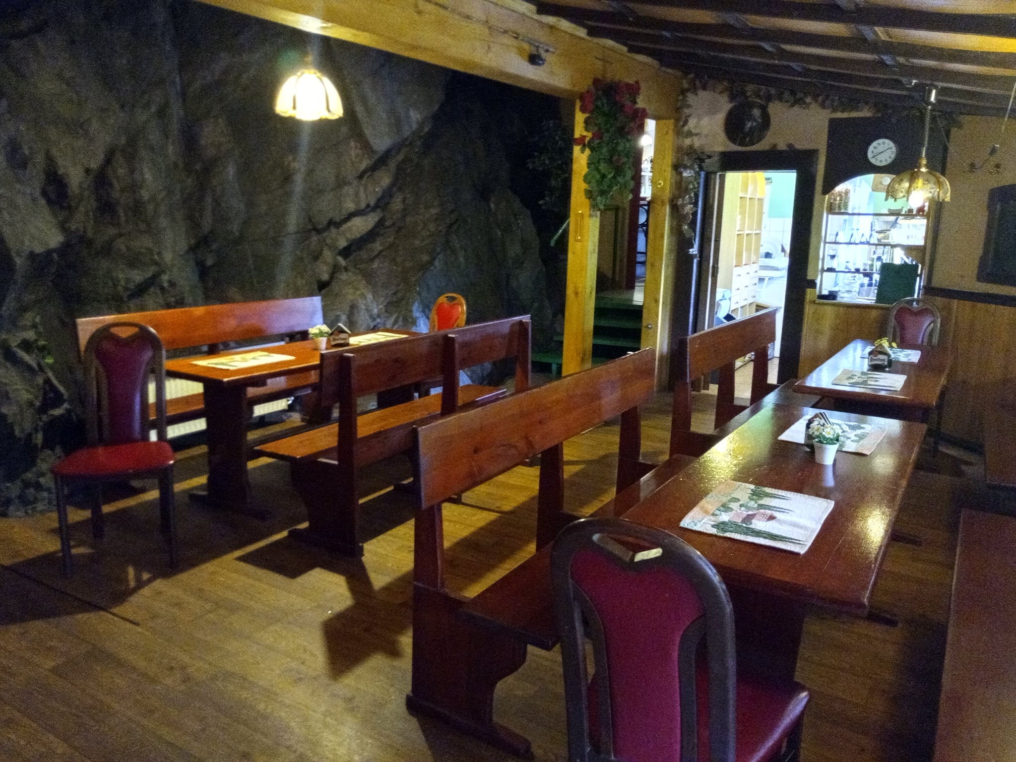 Restaurace Pod Skálou foto 3