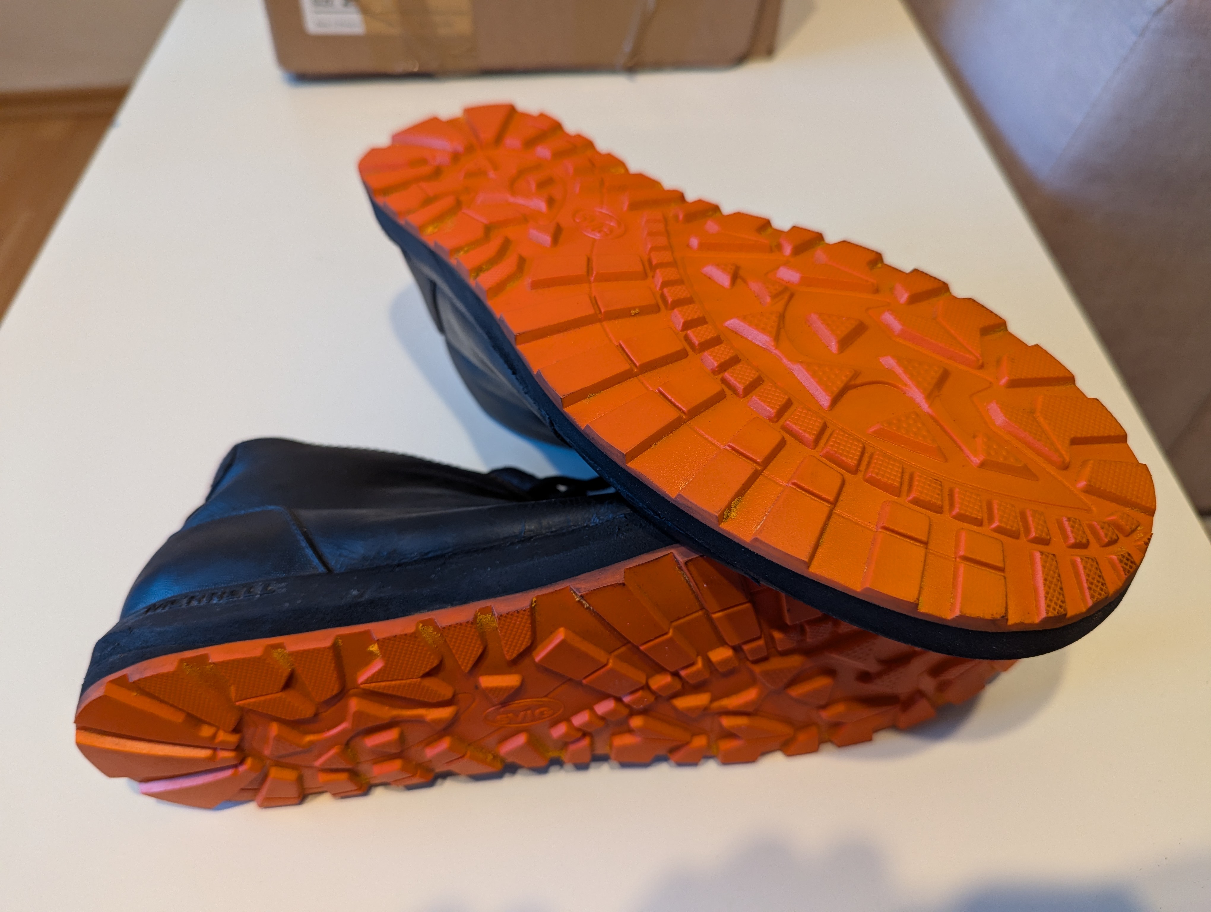 Opravna obuvi, tašek a kufrů - Helena Zemanová foto 3