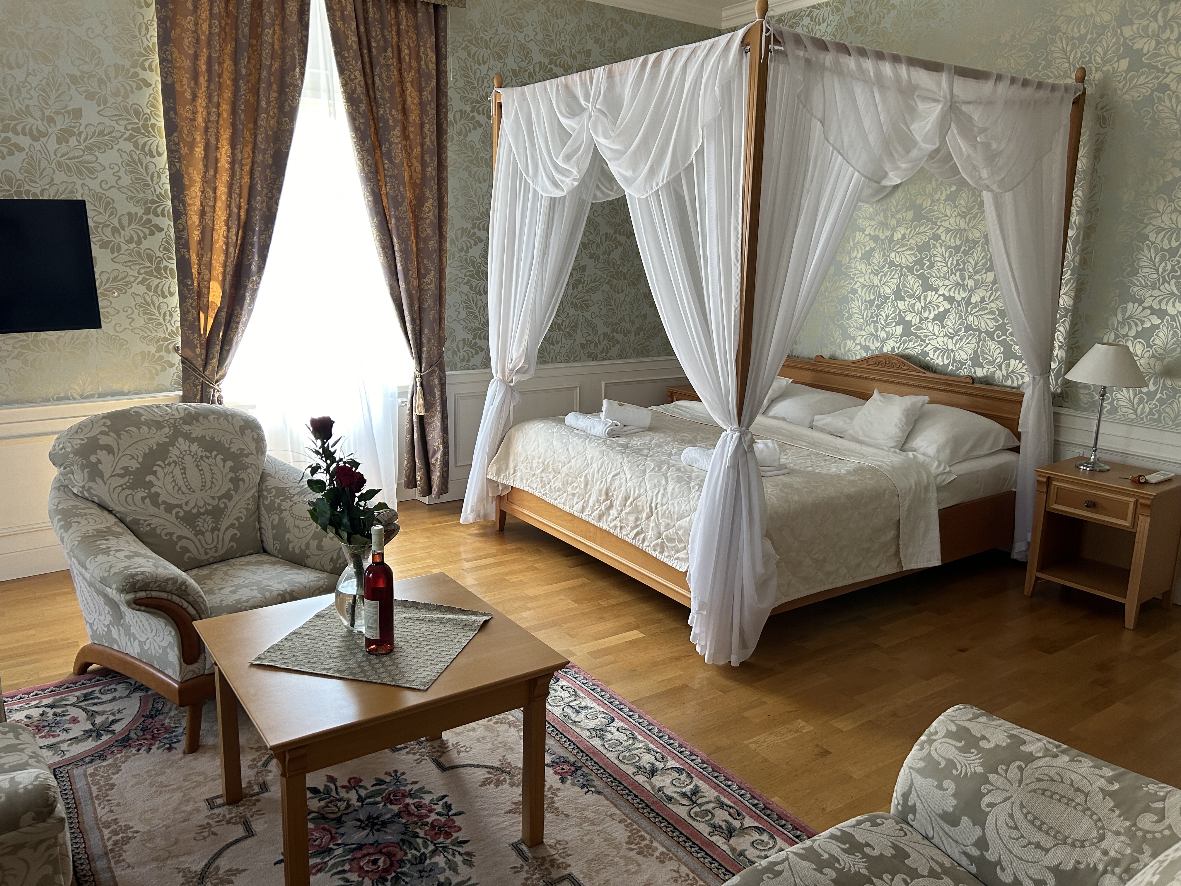 Zámecký hotel Lednice foto 2