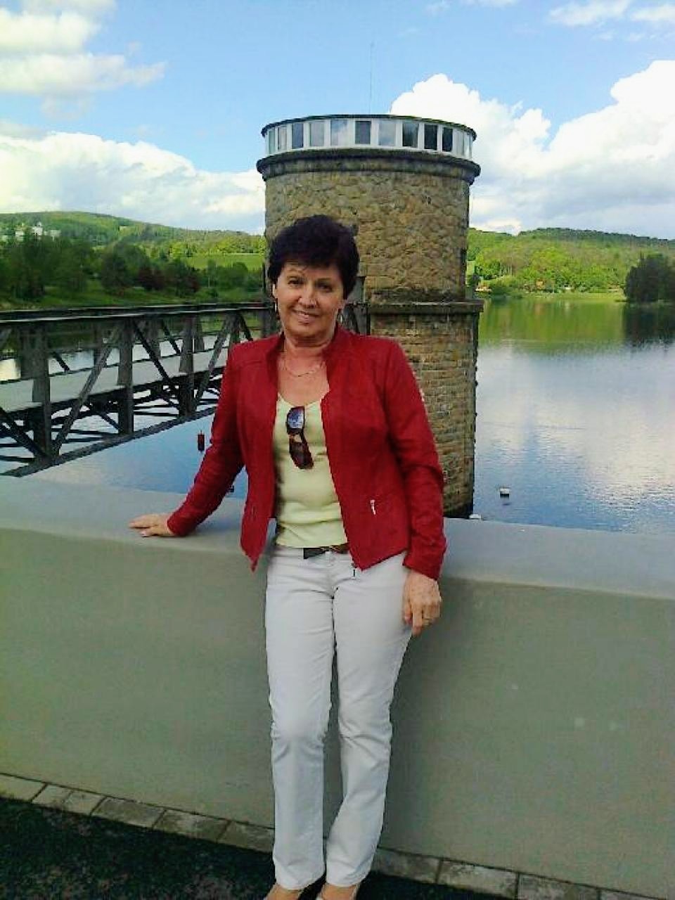 Opravy Oděvů - Romana Tomanová foto 1