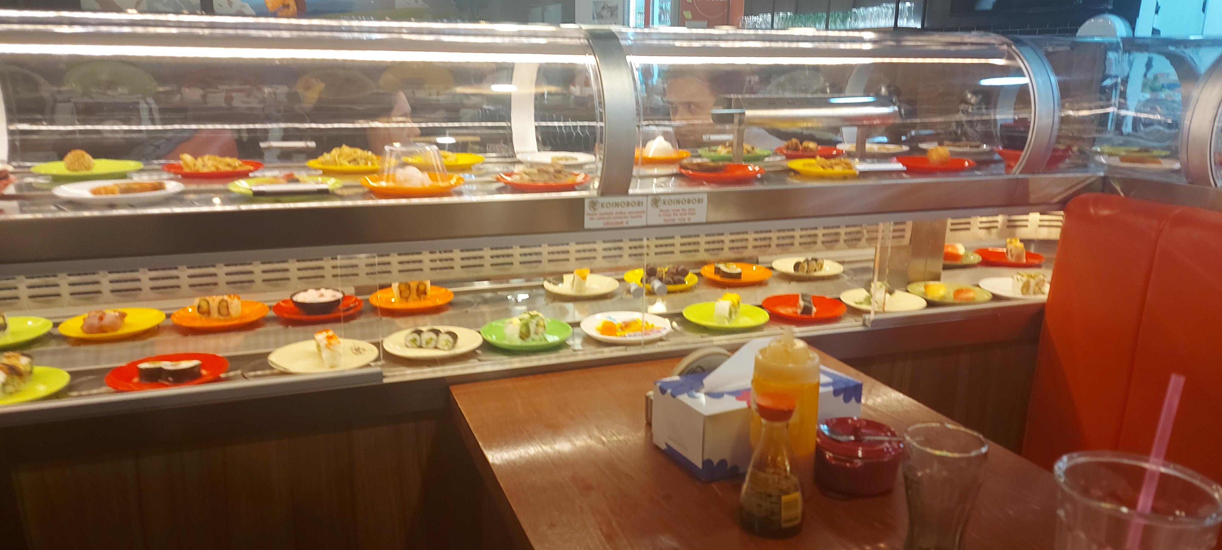 Koinobori Running Sushi foto 6