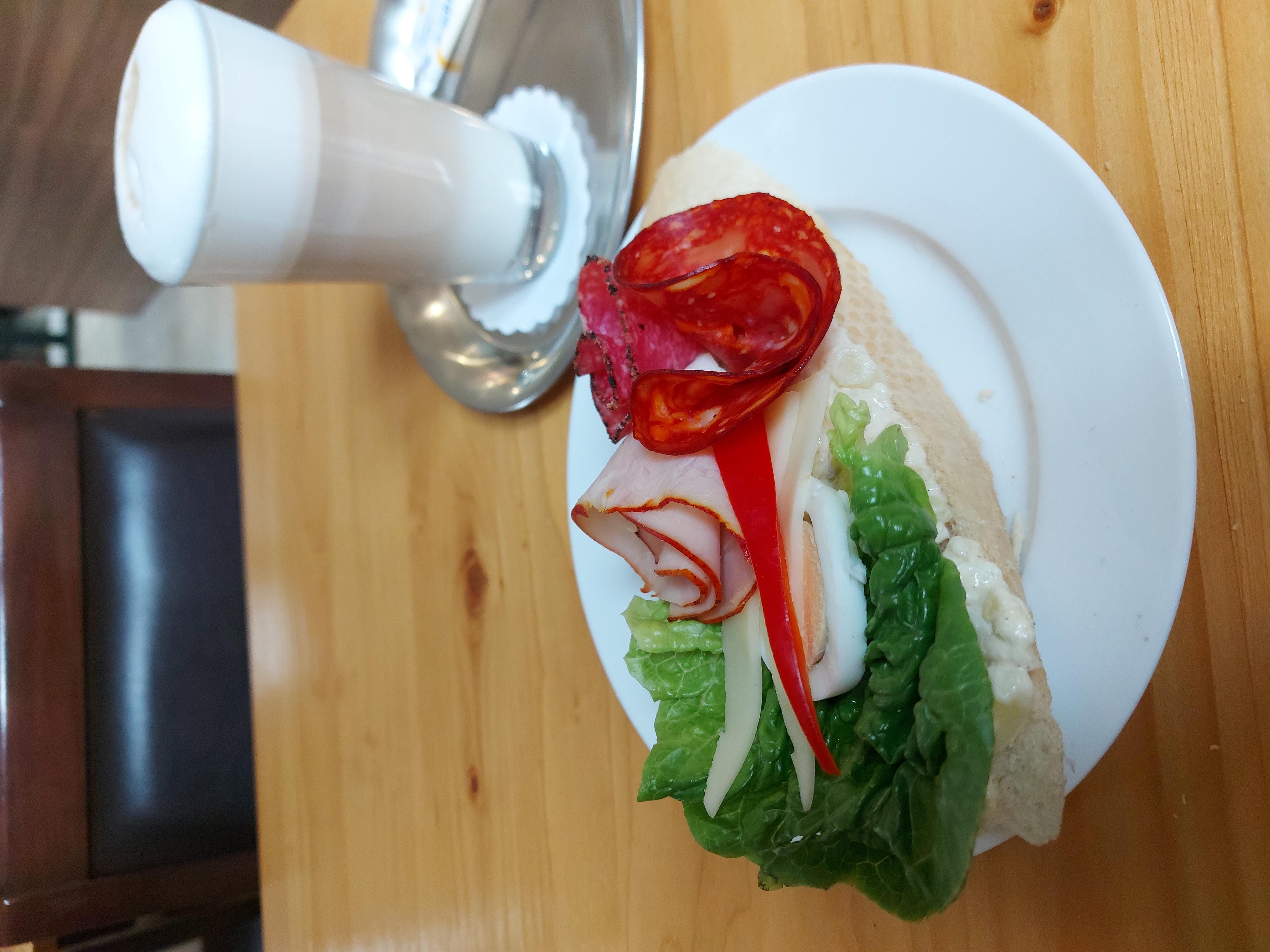 Barevná cukrárna foto 3