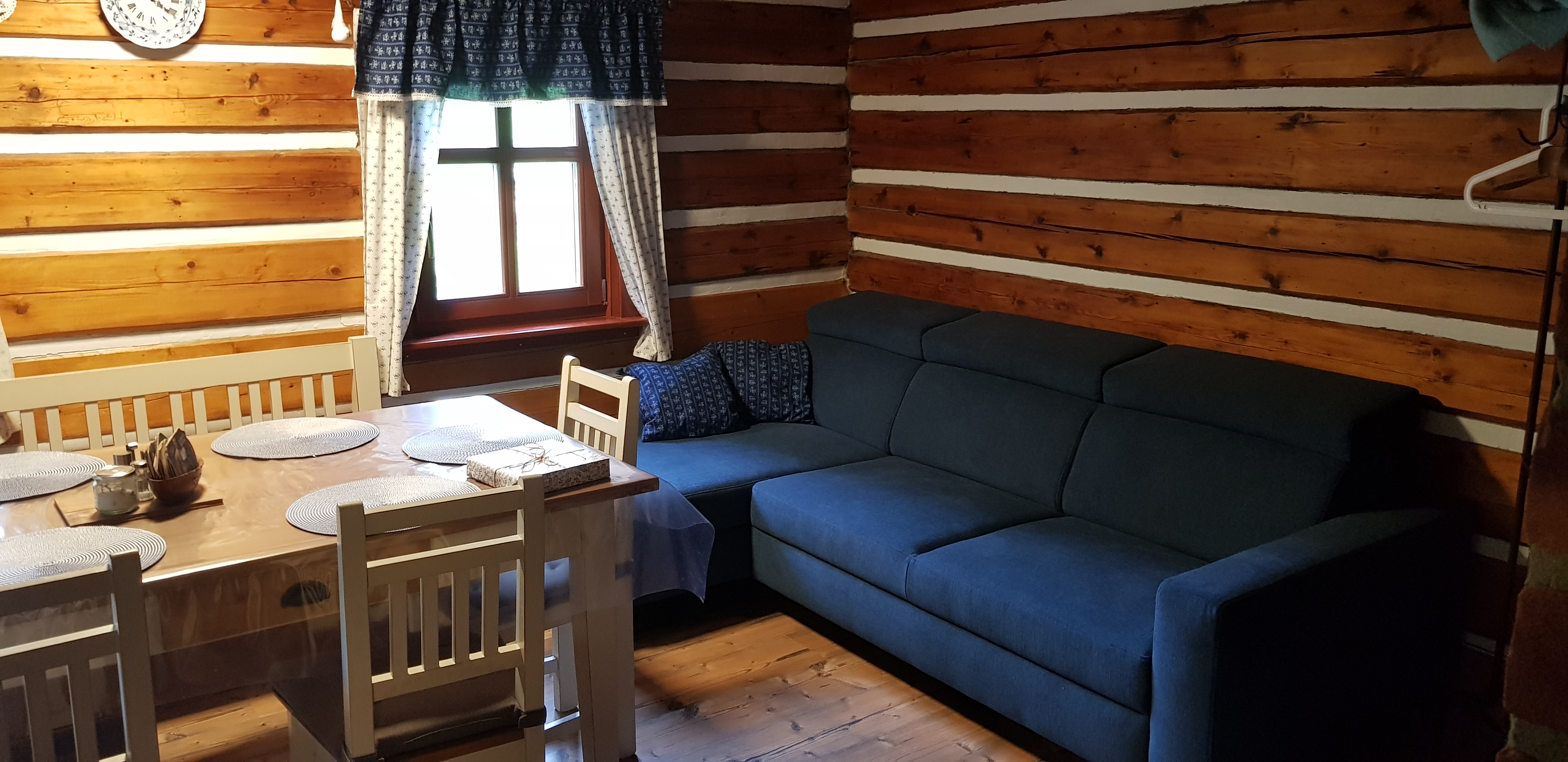 Sofa Tkadlec foto 3