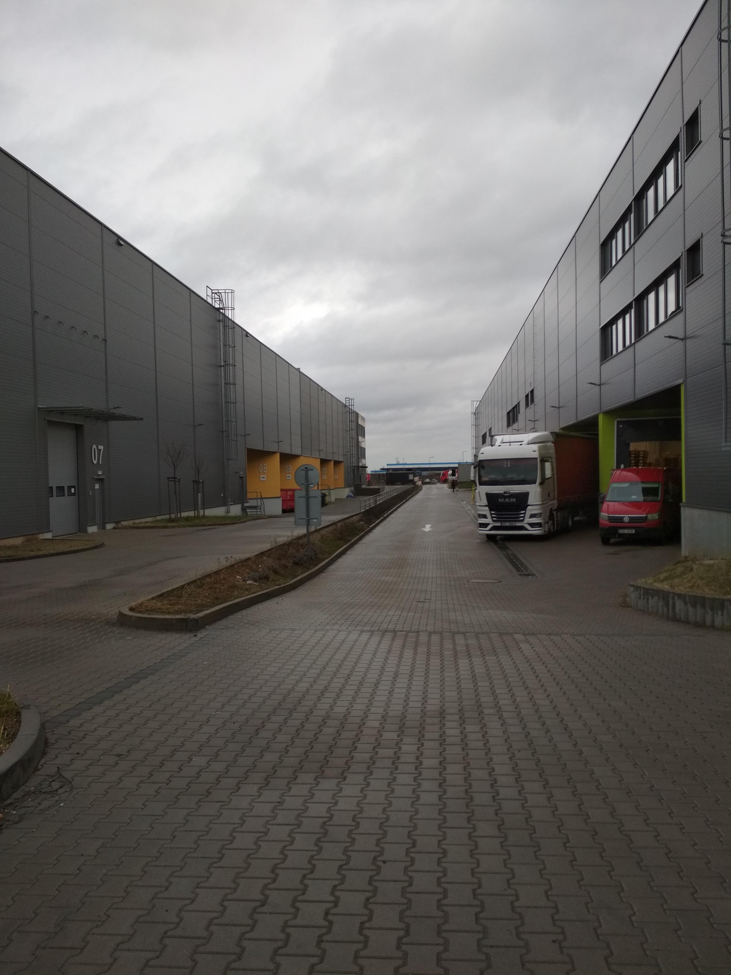 Zásilkovna - Depo Nehvizdy foto 2