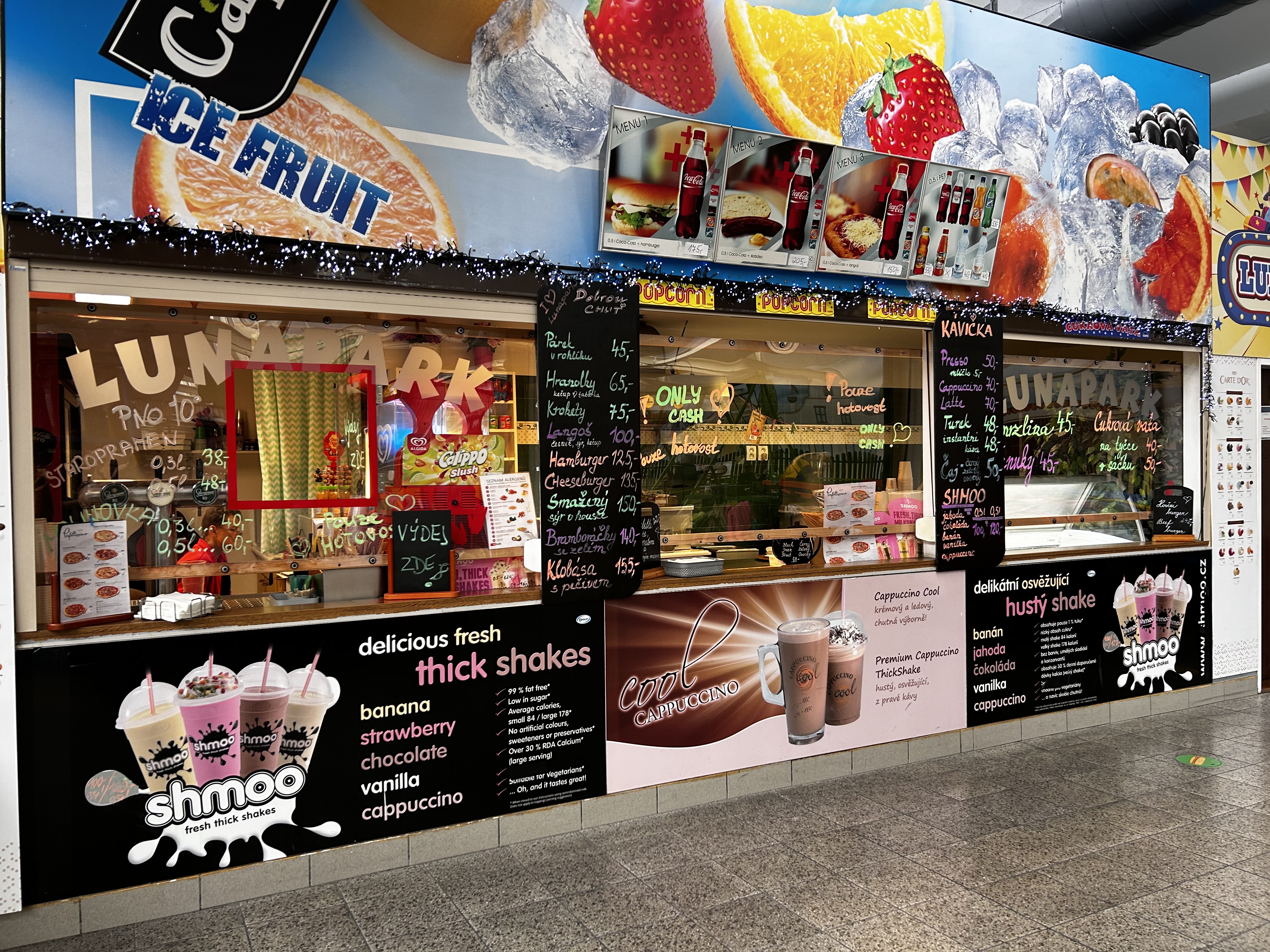 CENTRUM BABYLON LIBEREC - Lunapark foto 5