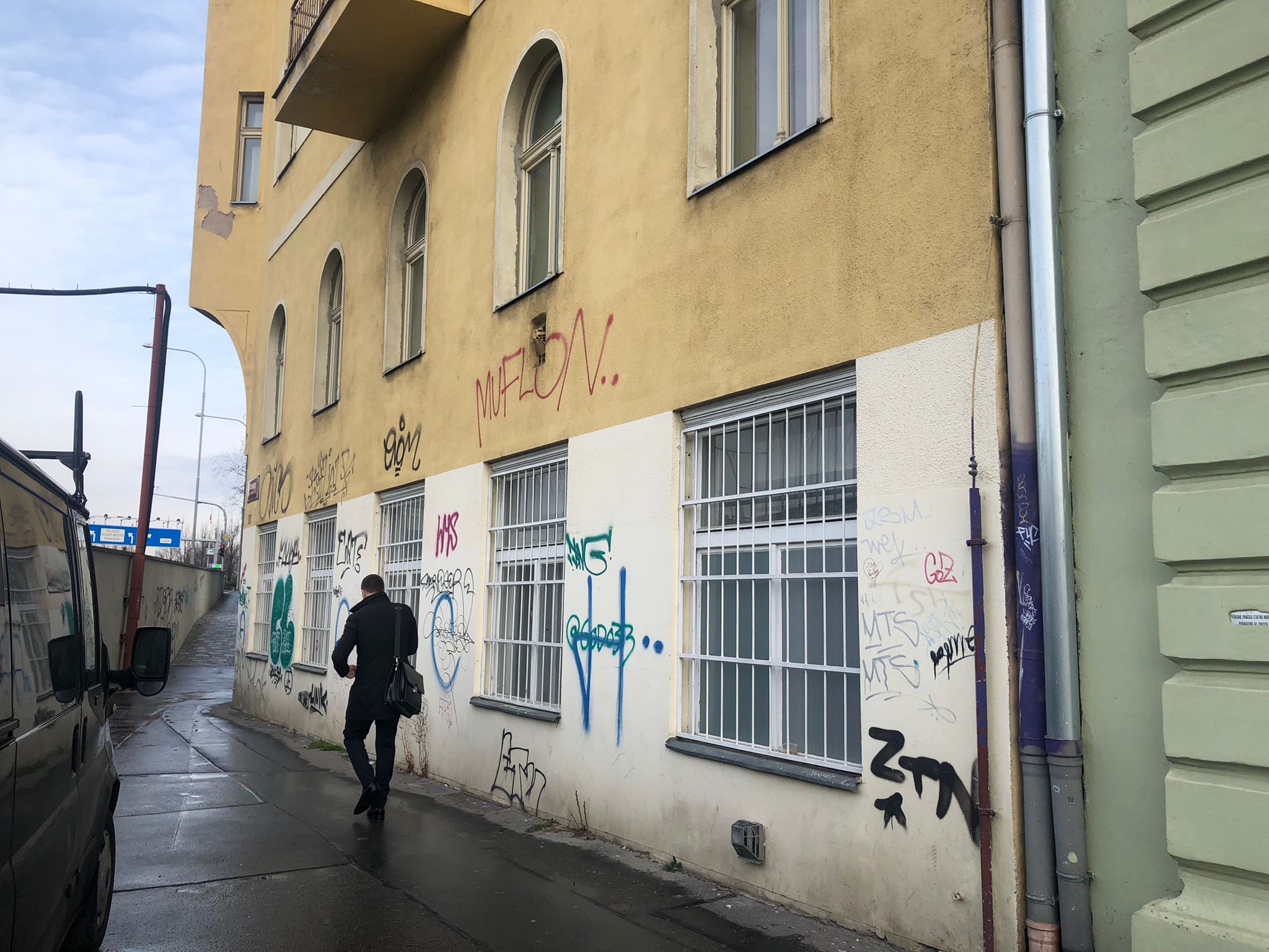 AUSTUR foto 6
