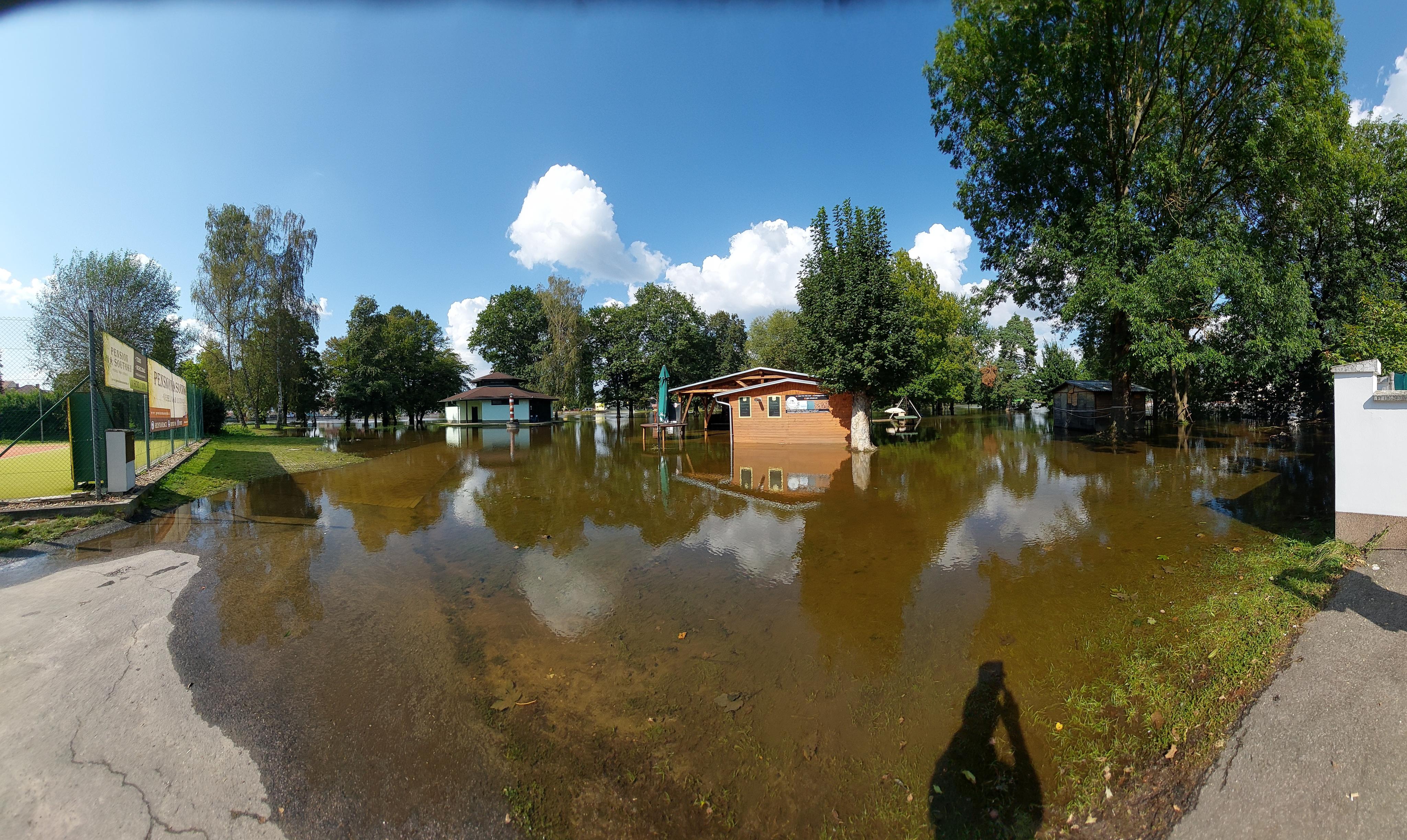 Občerstvení Tábořiště Ostrov foto 4