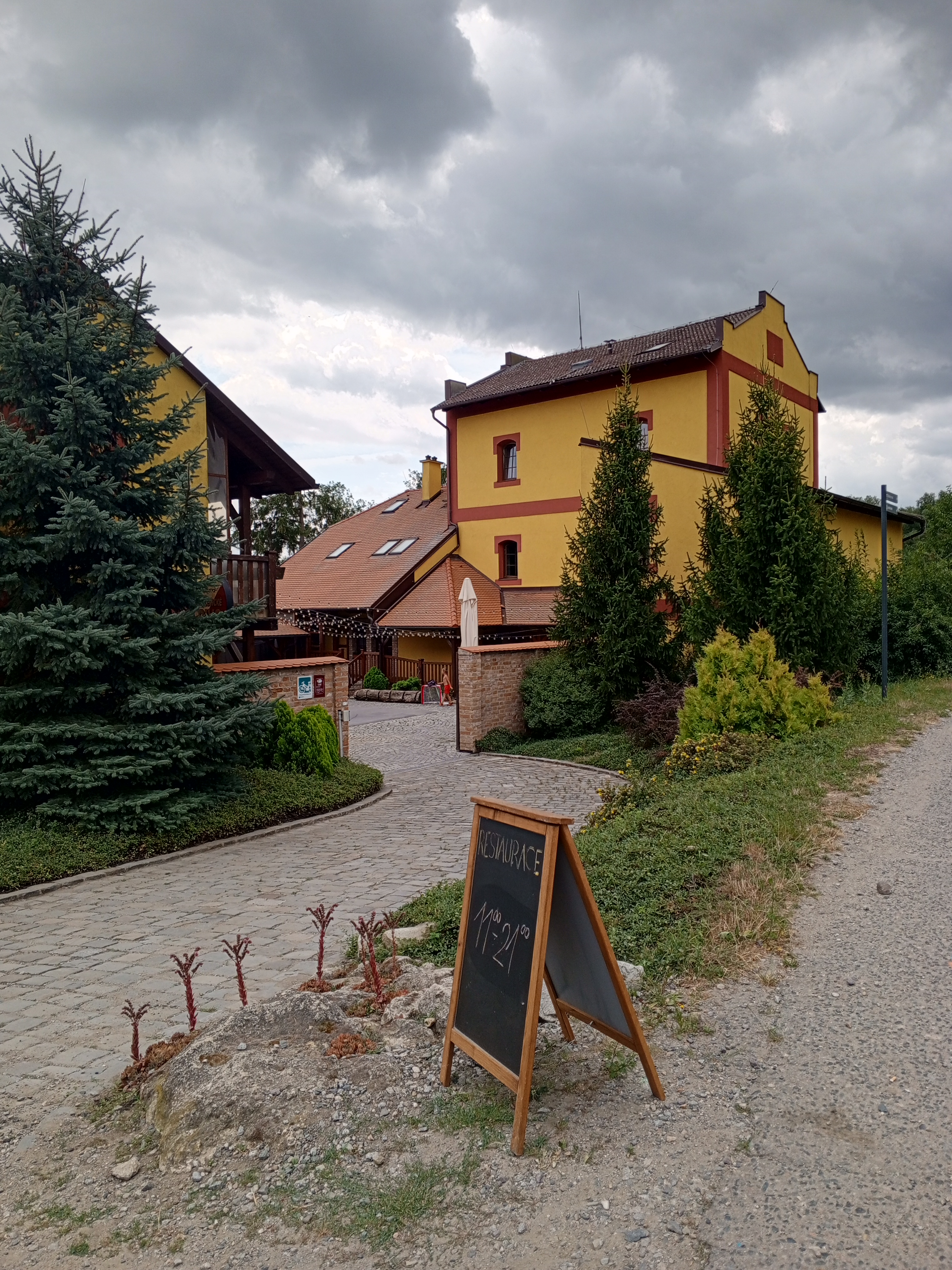 Restaurace Mlýn Sedlec foto 3