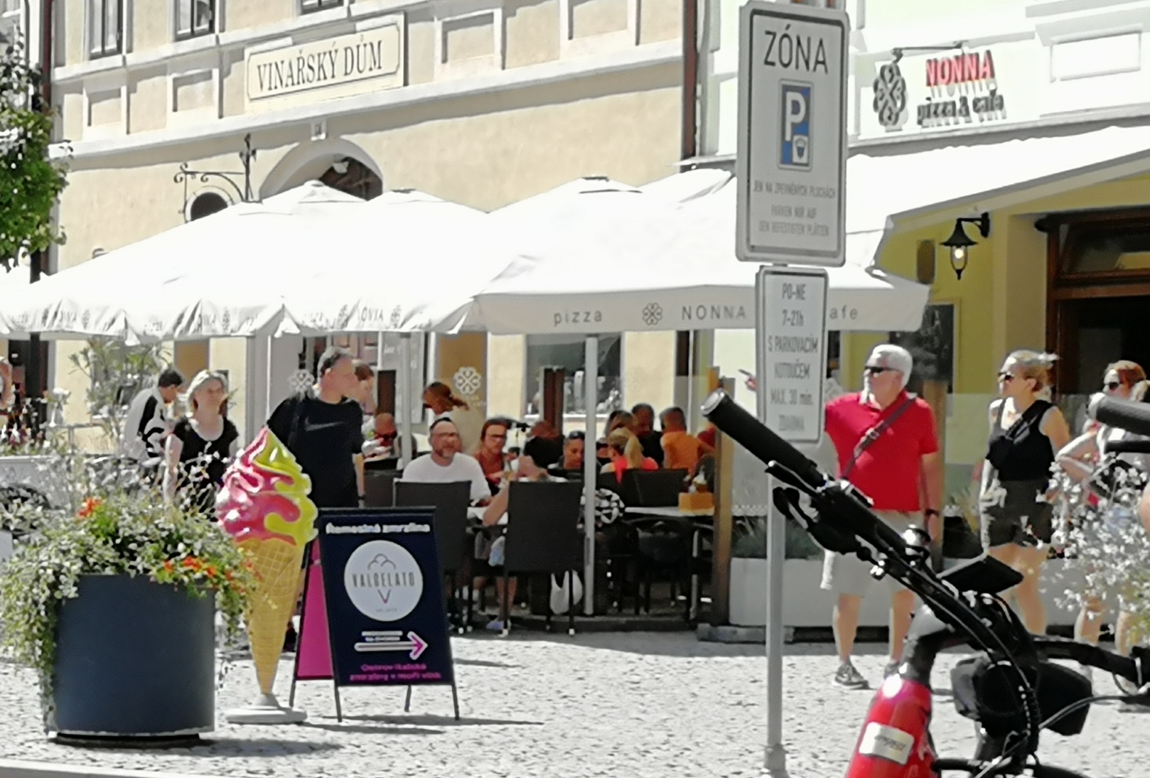 NONNA Pizza&Cafe foto 4